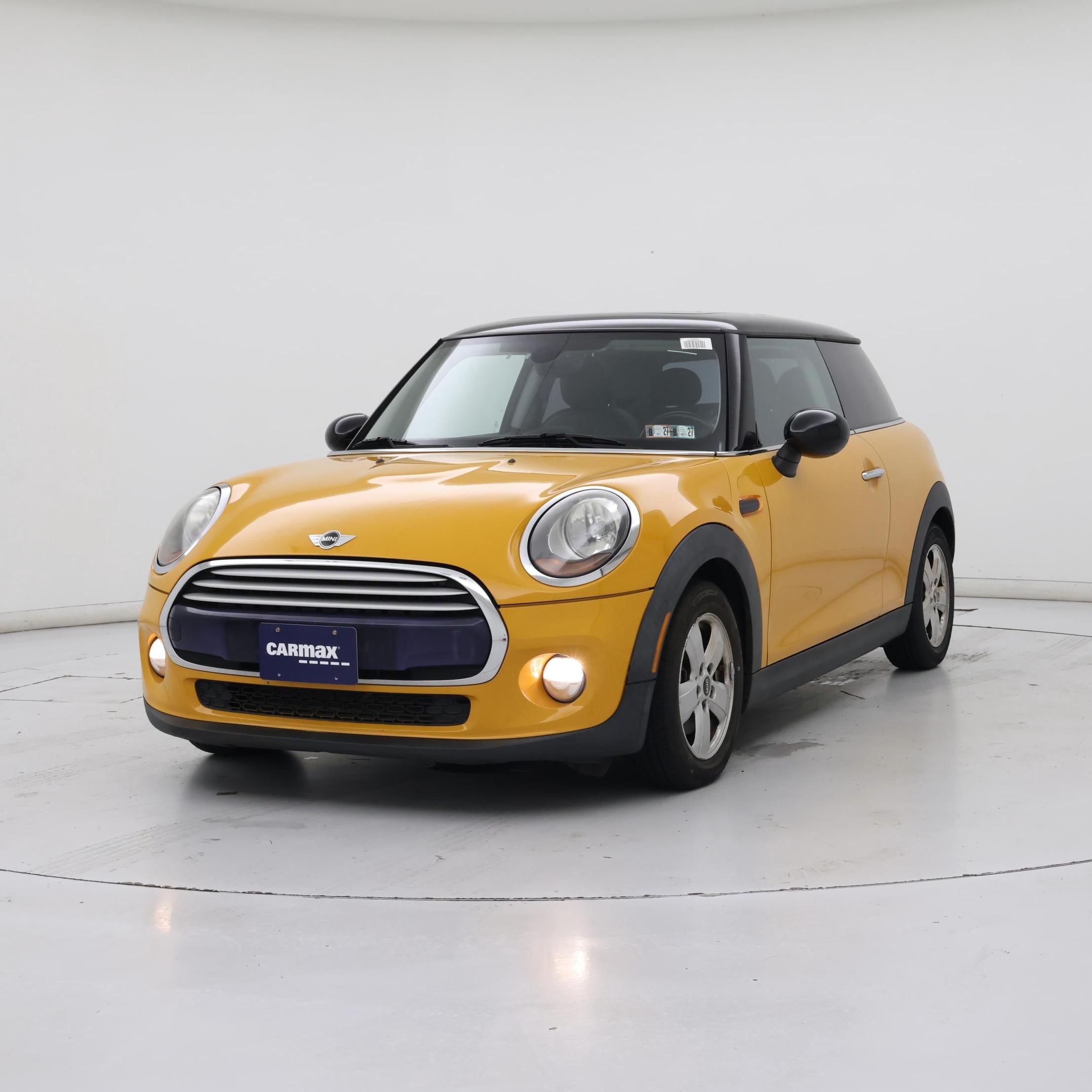 Thumbnail: 2015 MINI Cooper Hardtop - 4