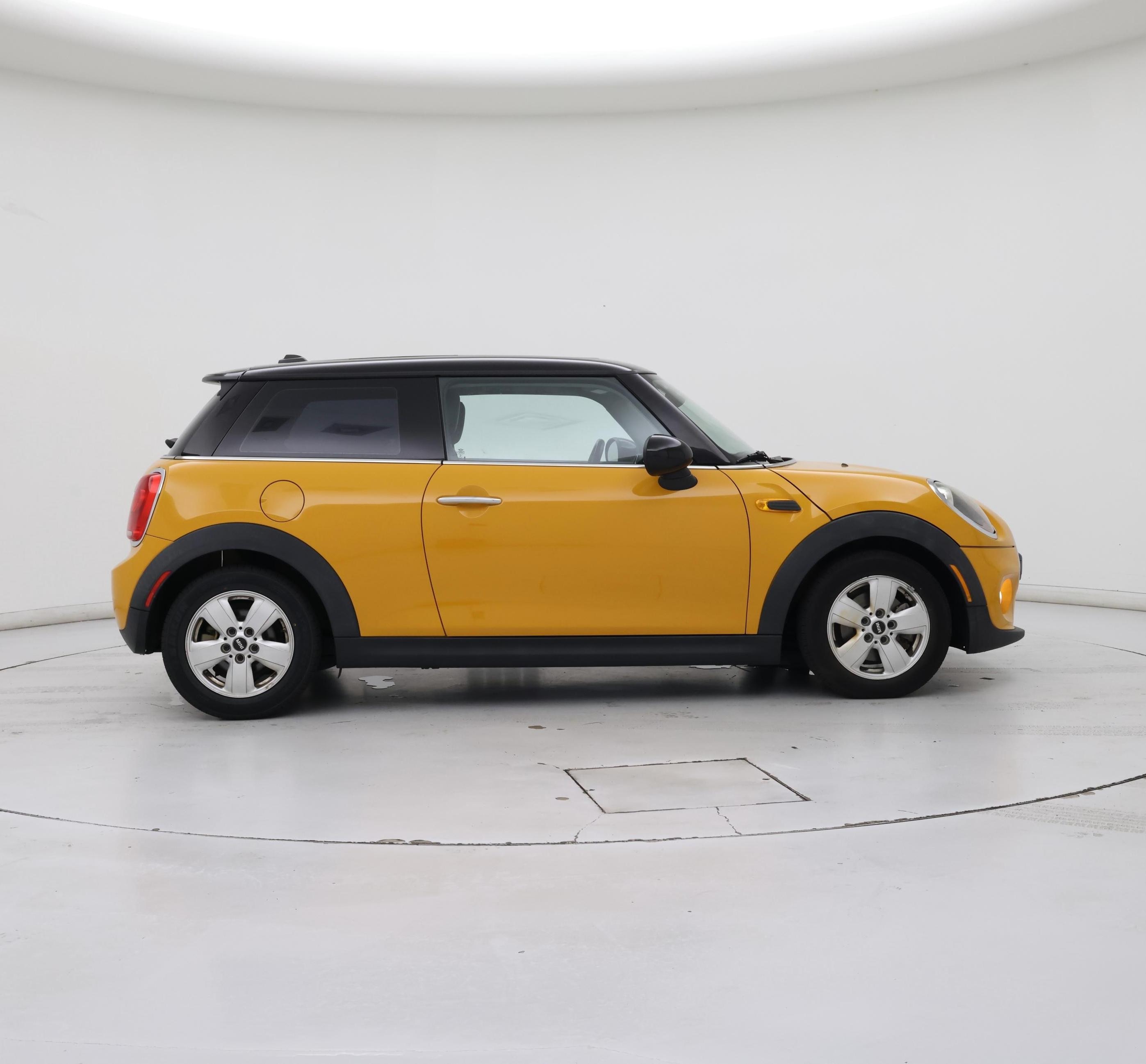 Thumbnail: 2015 MINI Cooper Hardtop - 7