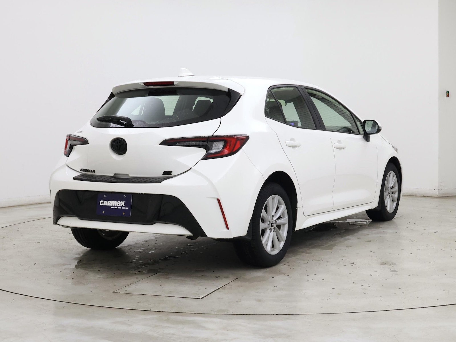 2023 Toyota Corolla Hatchback SE - Photo 9
