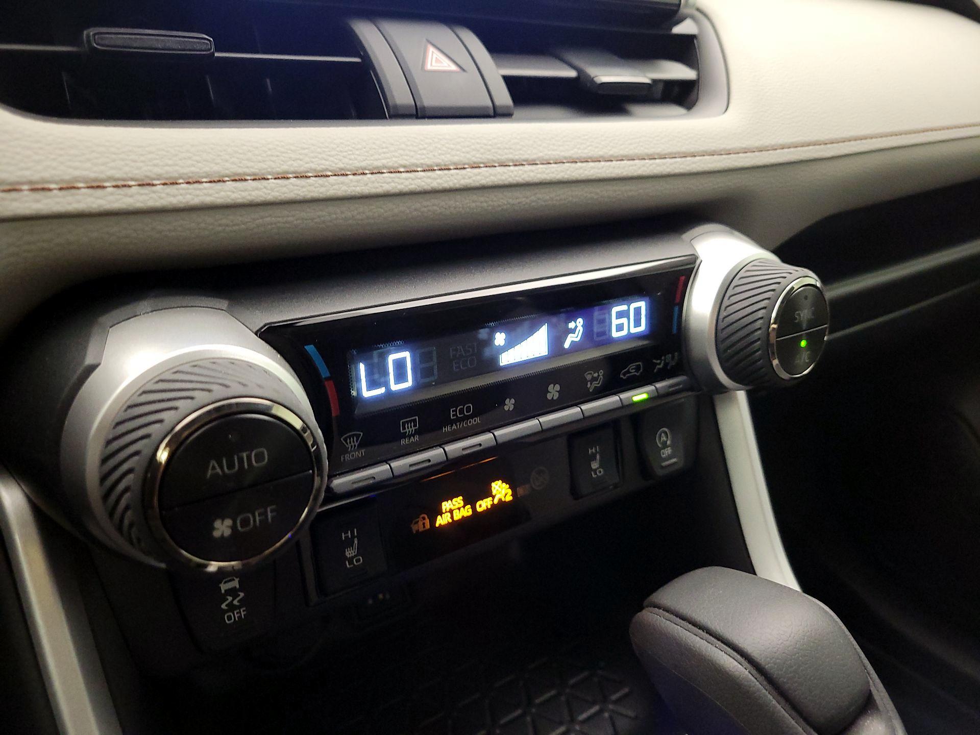 Thumbnail: 2025 Toyota RAV4 - 16