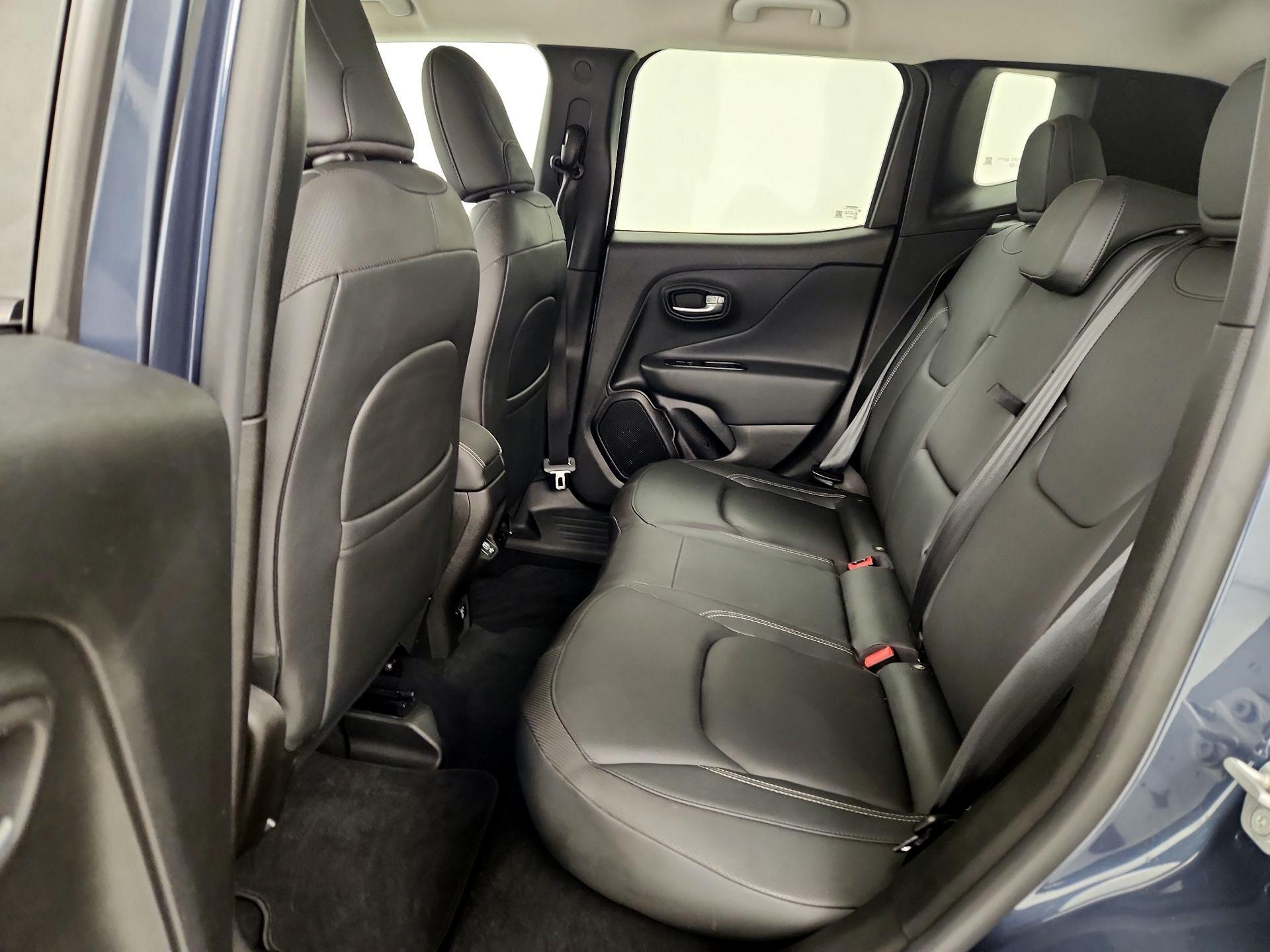 Thumbnail: 2020 Jeep Renegade - 19