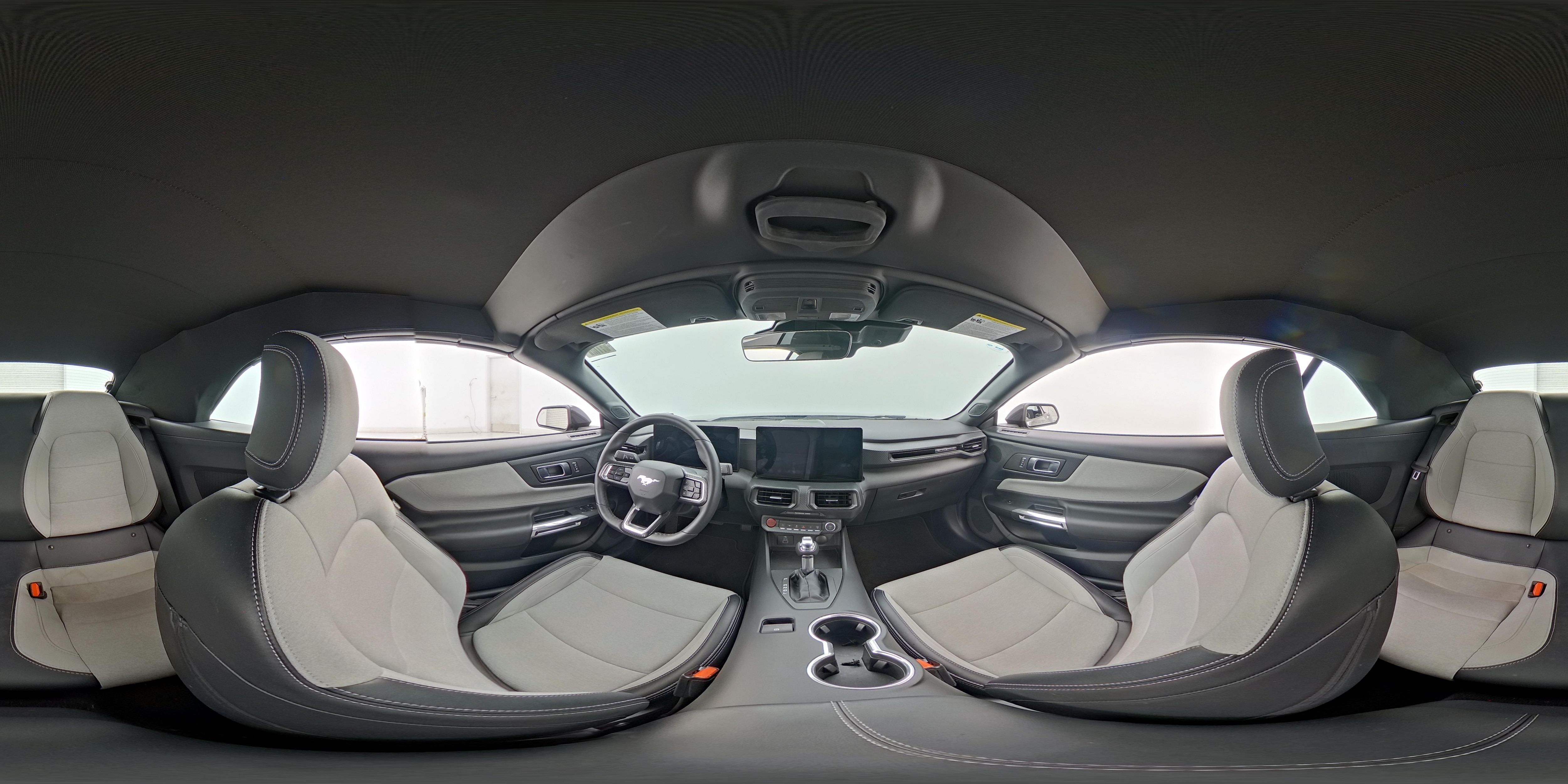 2024 Ford Mustang EcoBoost - Photo 25