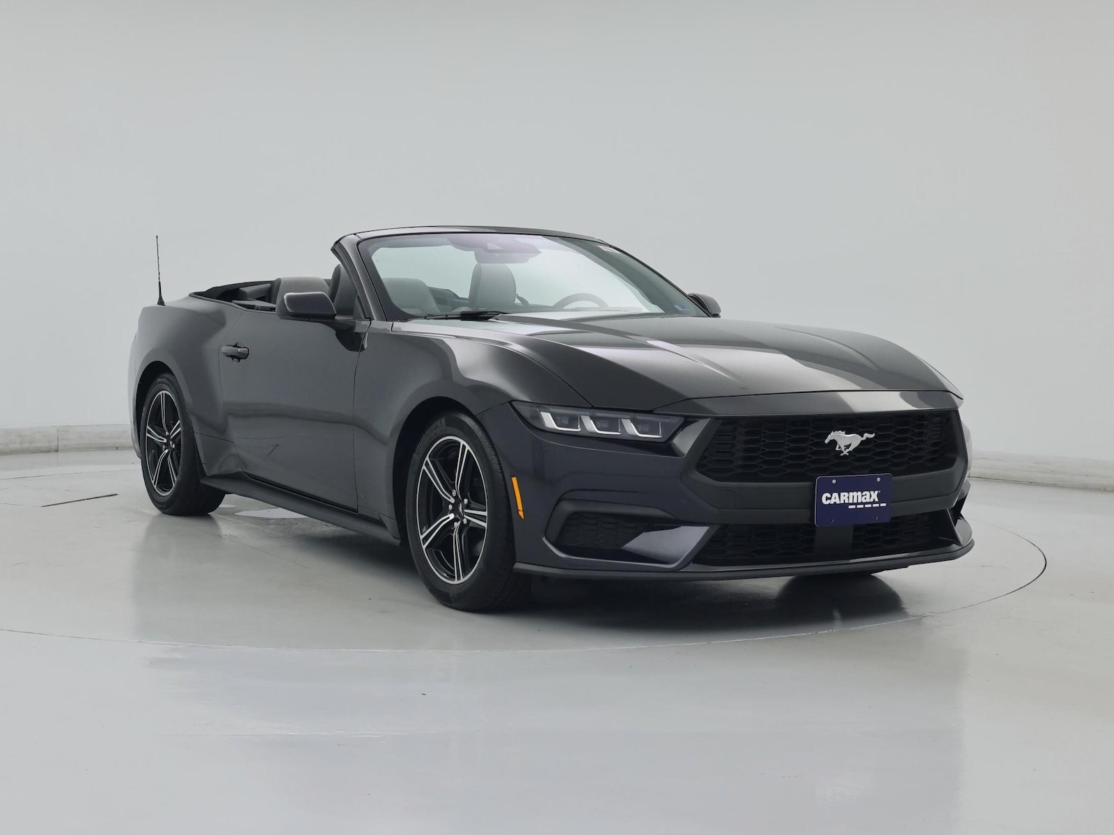 2024 Ford Mustang EcoBoost - Photo 24