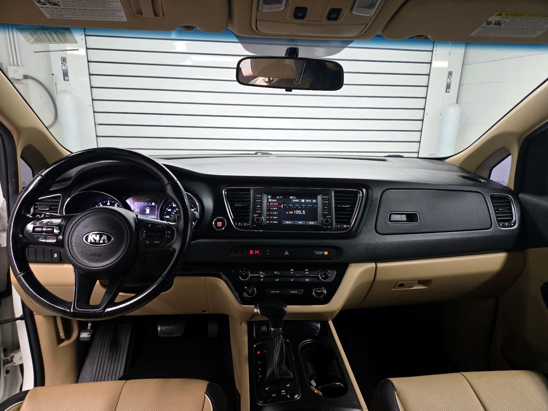 Thumbnail: 2017 Kia Sedona - 9