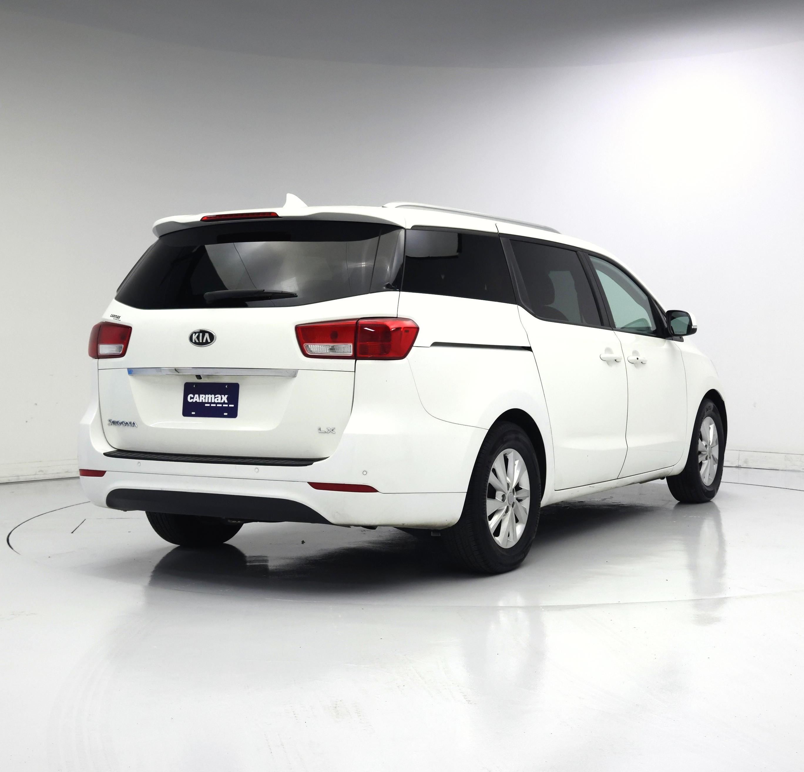 Thumbnail: 2017 Kia Sedona - 8