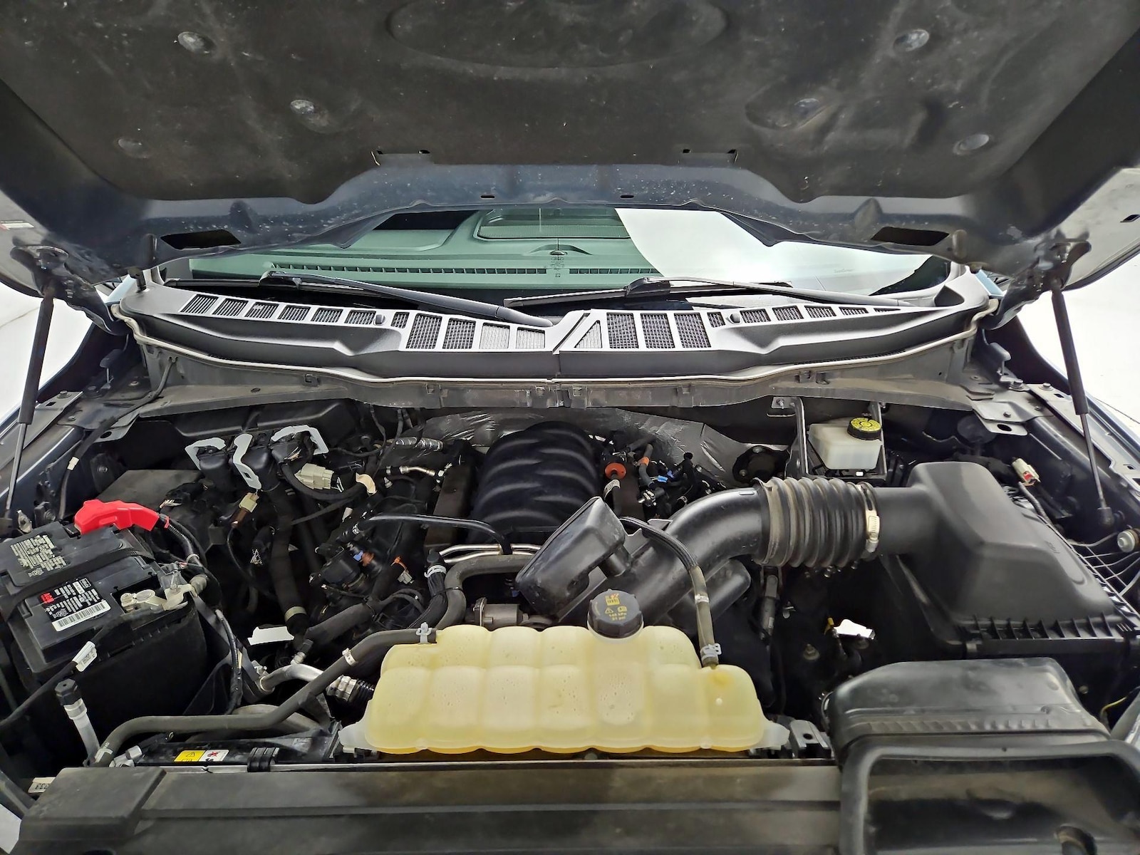 2023 Ford F-150 XLT - Photo 23