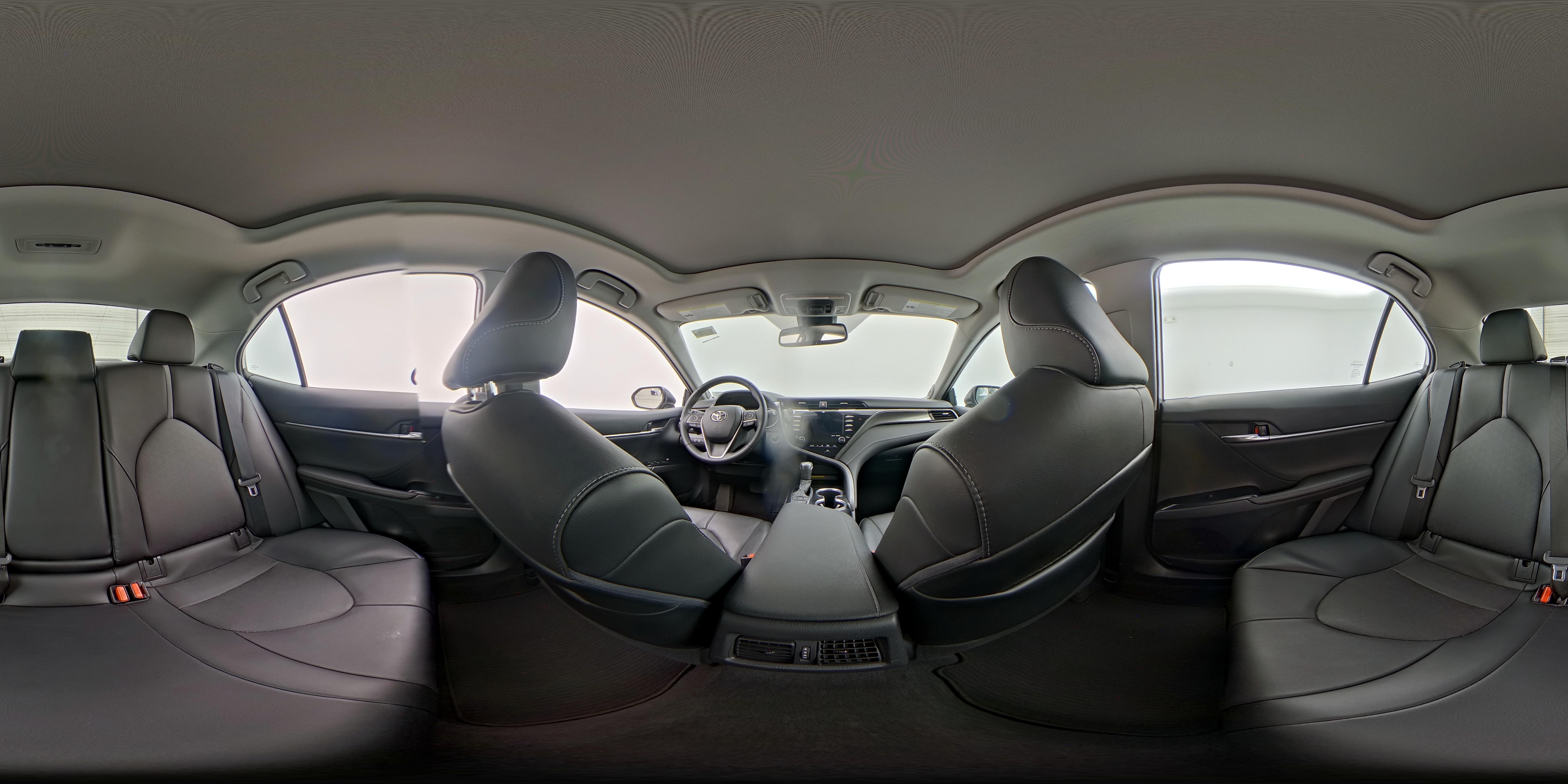 2020 Toyota Camry XSE - Photo 26