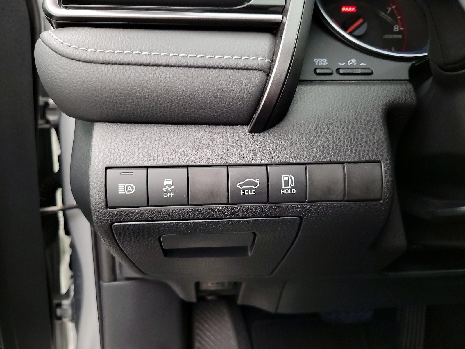 2020 Toyota Camry XSE - Photo 14