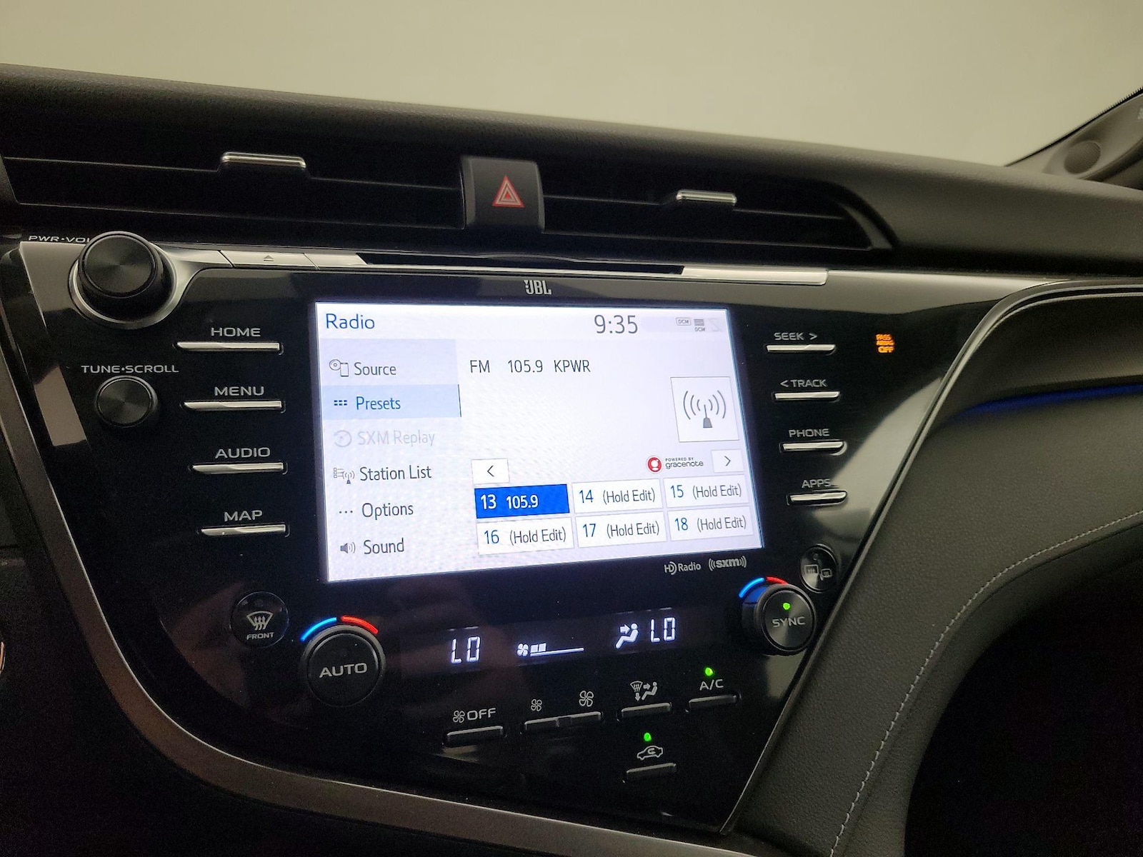 2020 Toyota Camry XSE - Photo 16