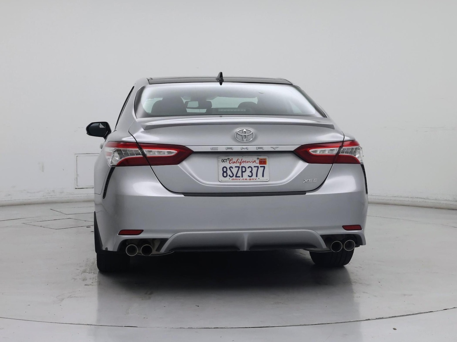 2020 Toyota Camry XSE - Photo 7