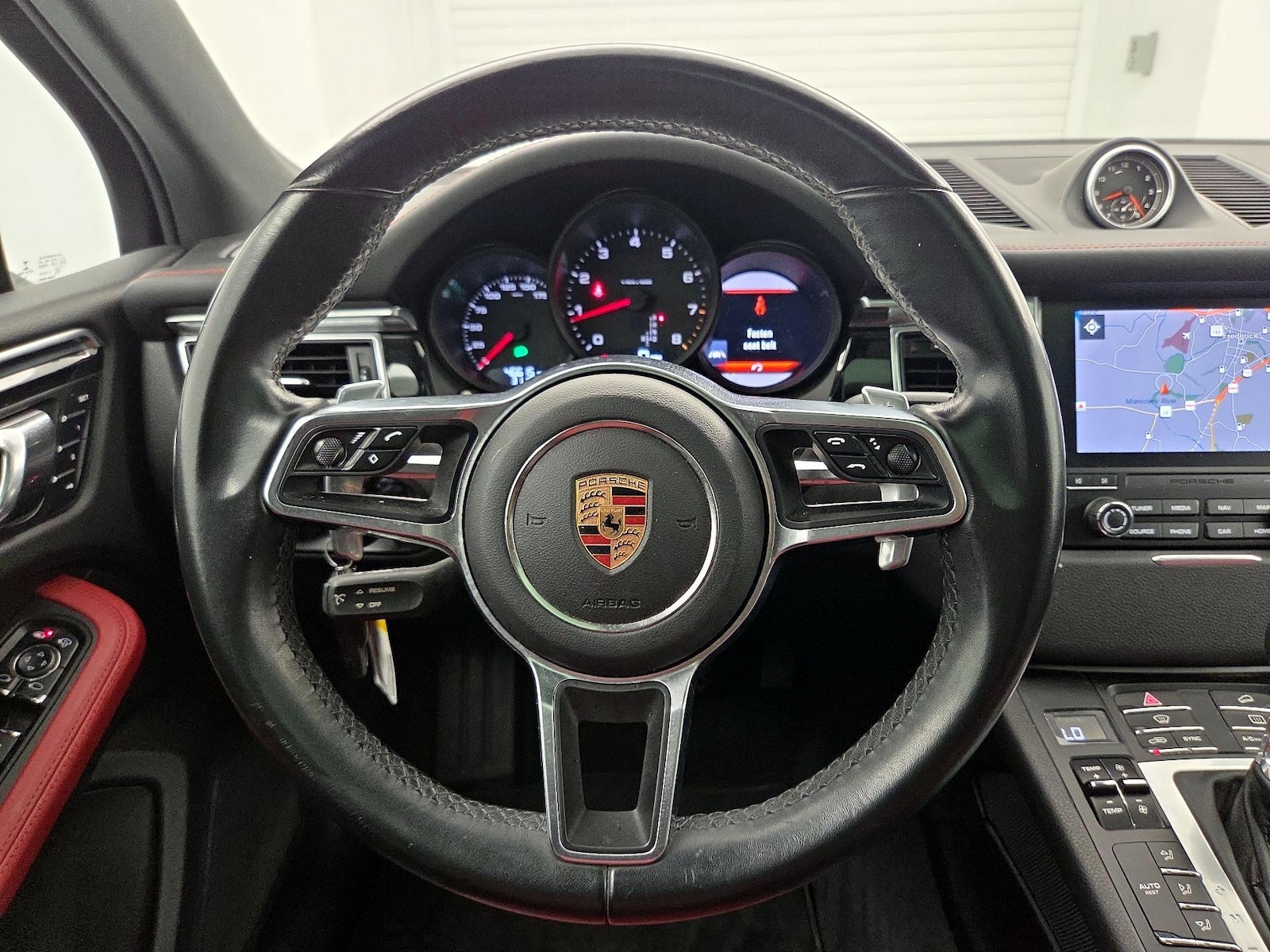 2017 Porsche Macan Base - Photo 11