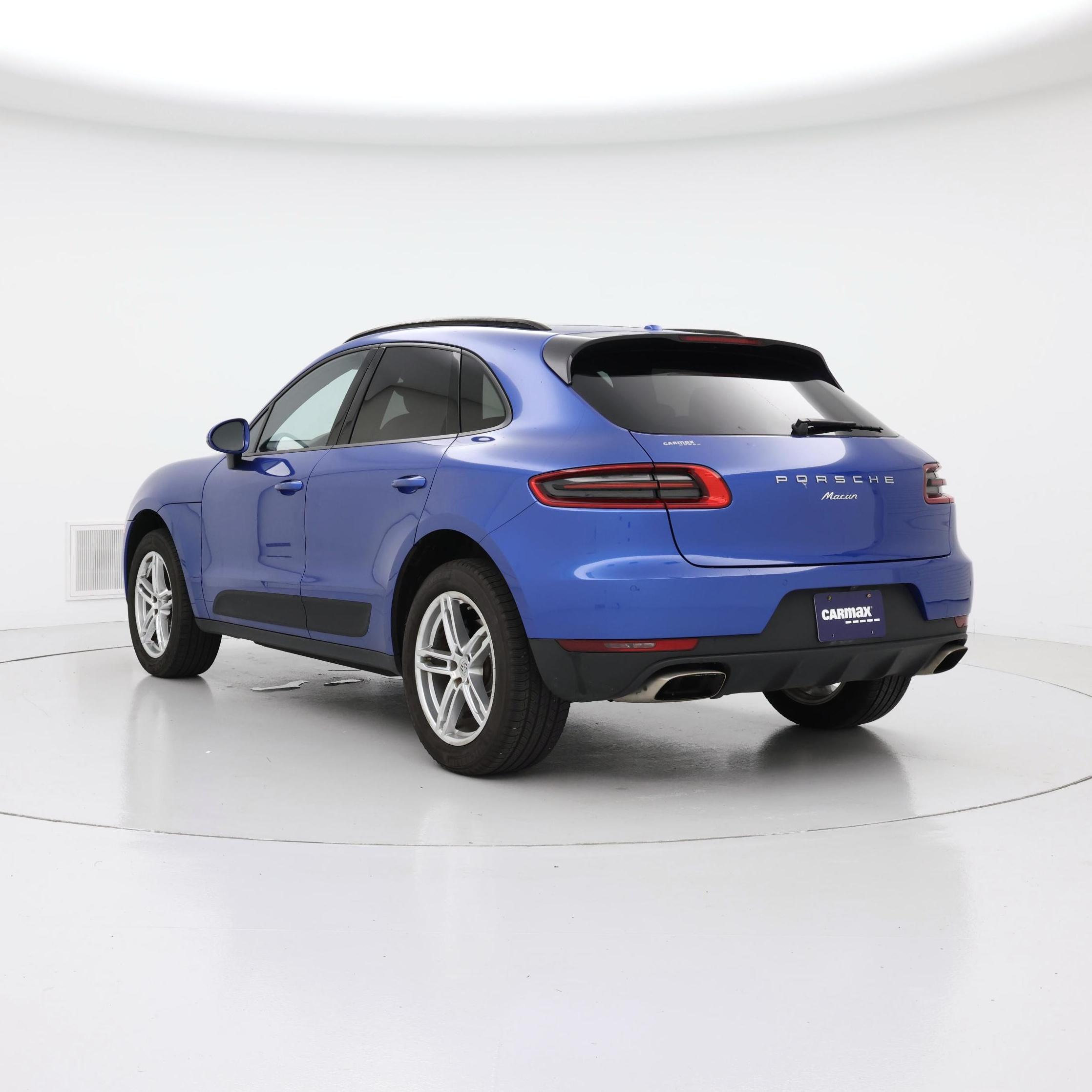Thumbnail: 2017 Porsche Macan - 2