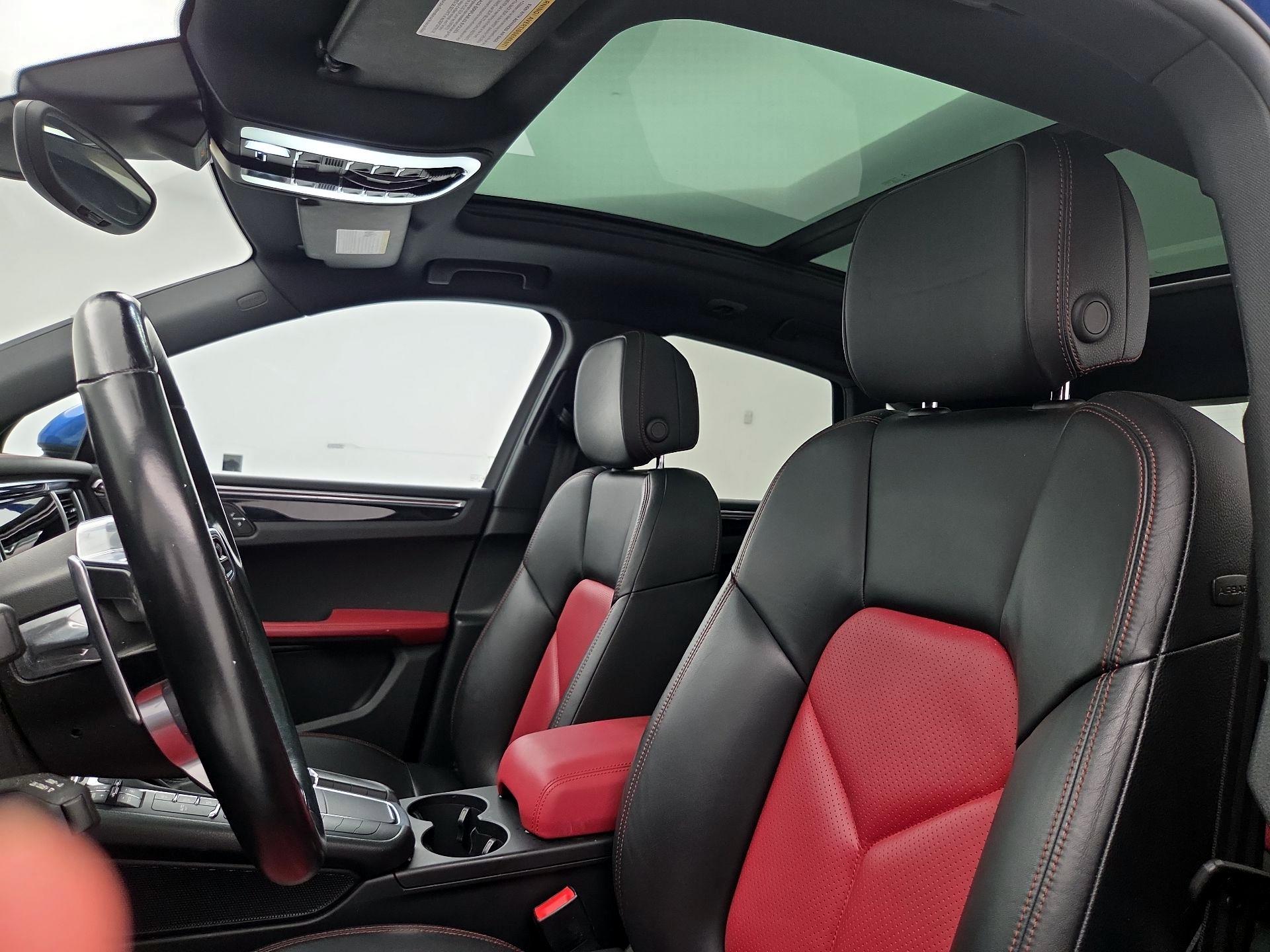 Thumbnail: 2017 Porsche Macan - 20