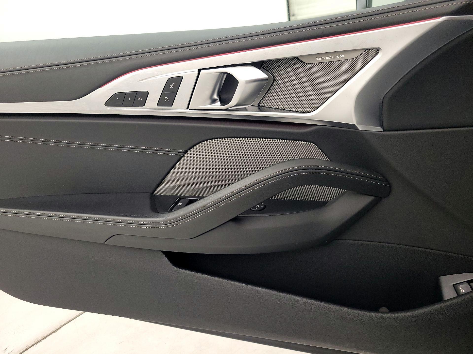 Thumbnail: 2019 BMW 8 Series - 10