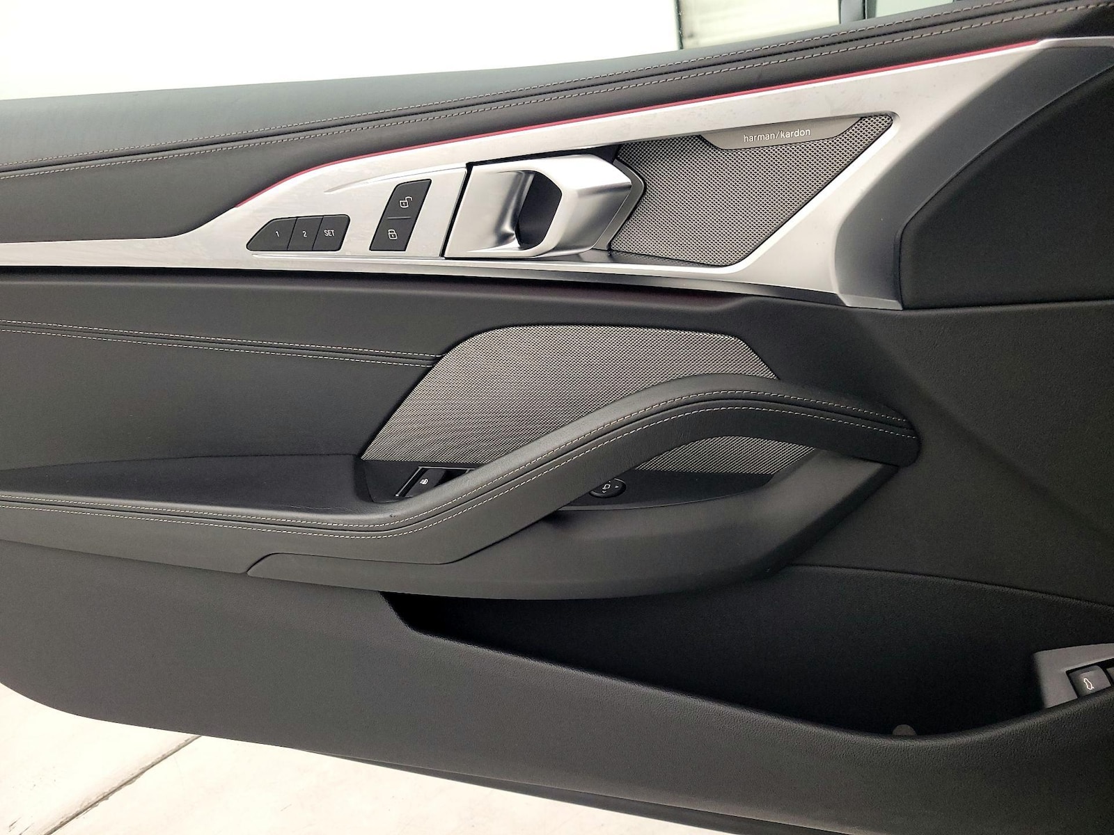 2019 BMW 8 Series M850i - Photo 11