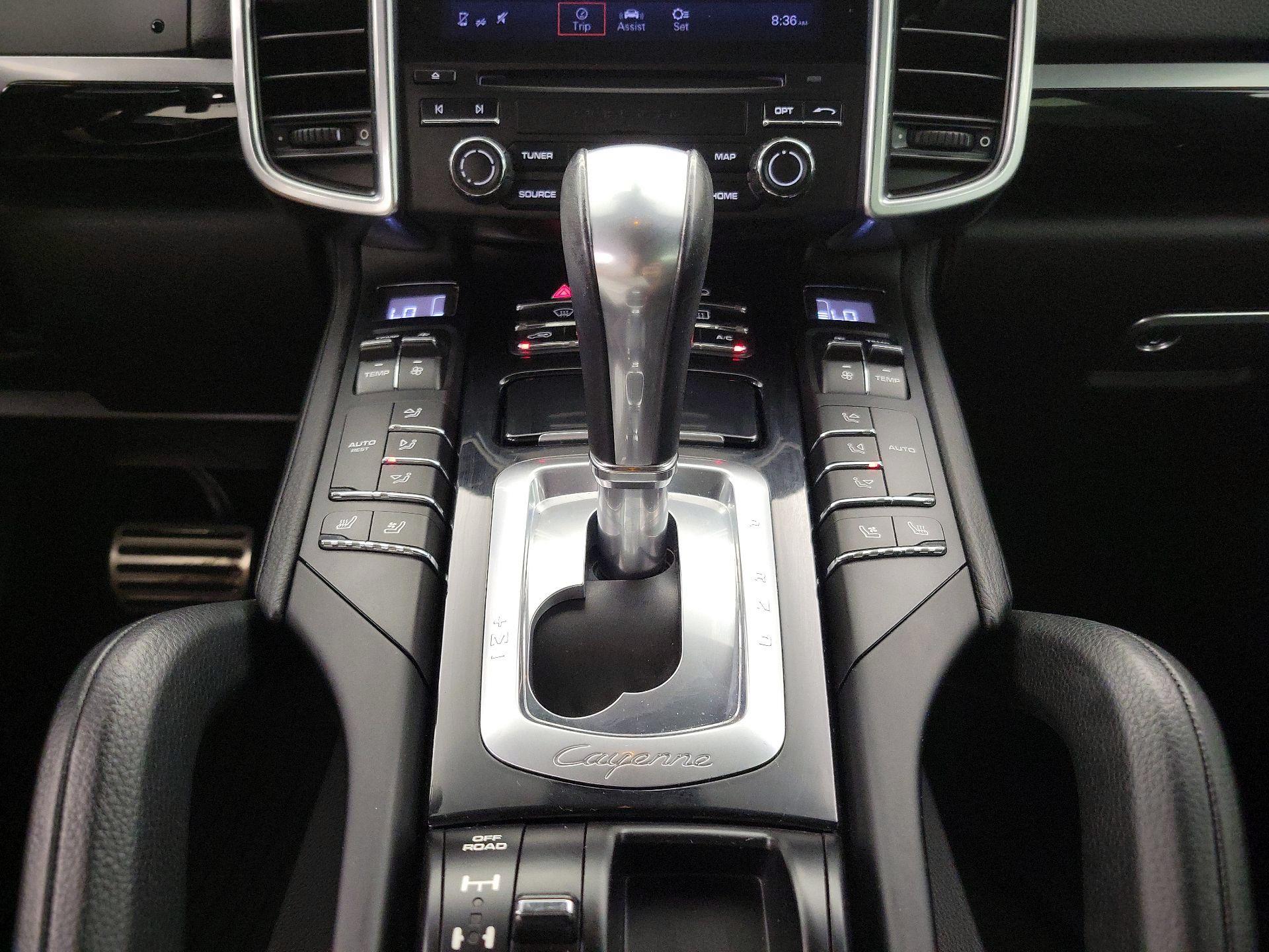 Thumbnail: 2017 Porsche Cayenne - 17
