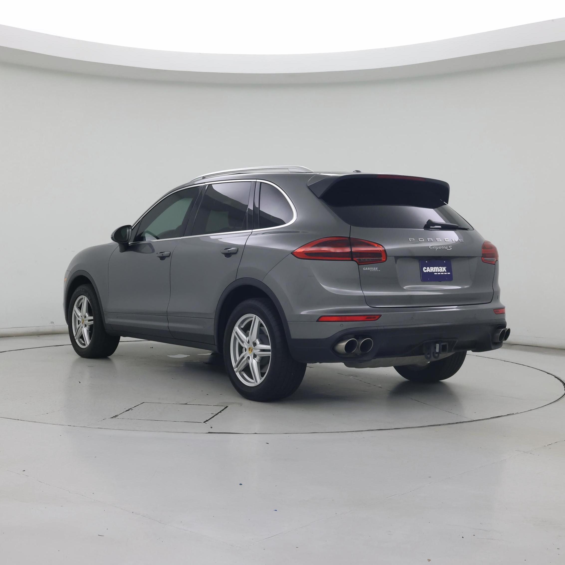 Thumbnail: 2017 Porsche Cayenne - 2