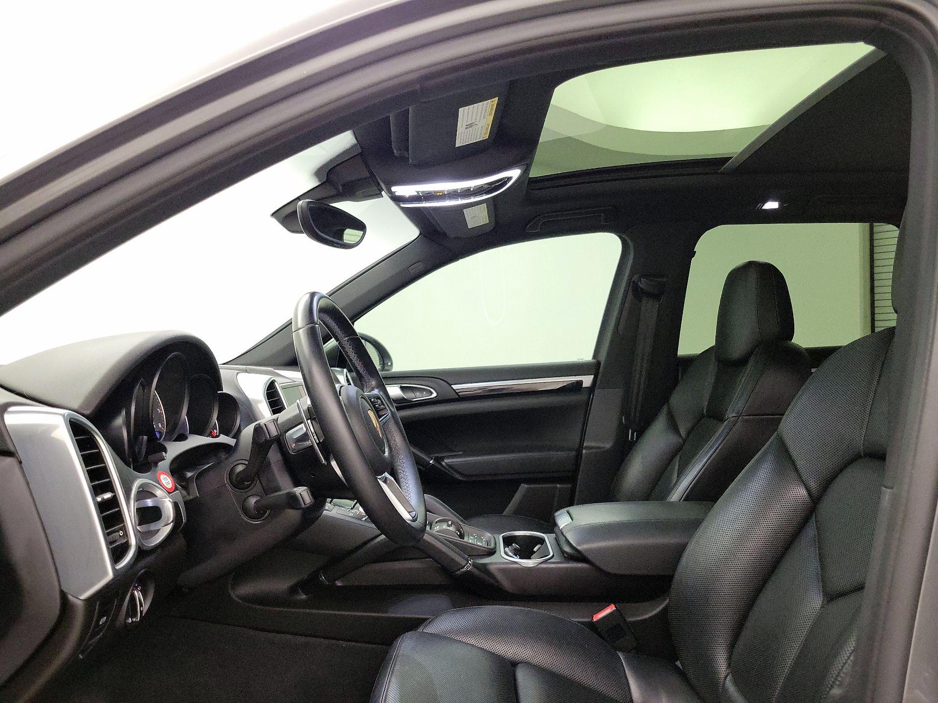 Thumbnail: 2017 Porsche Cayenne - 19
