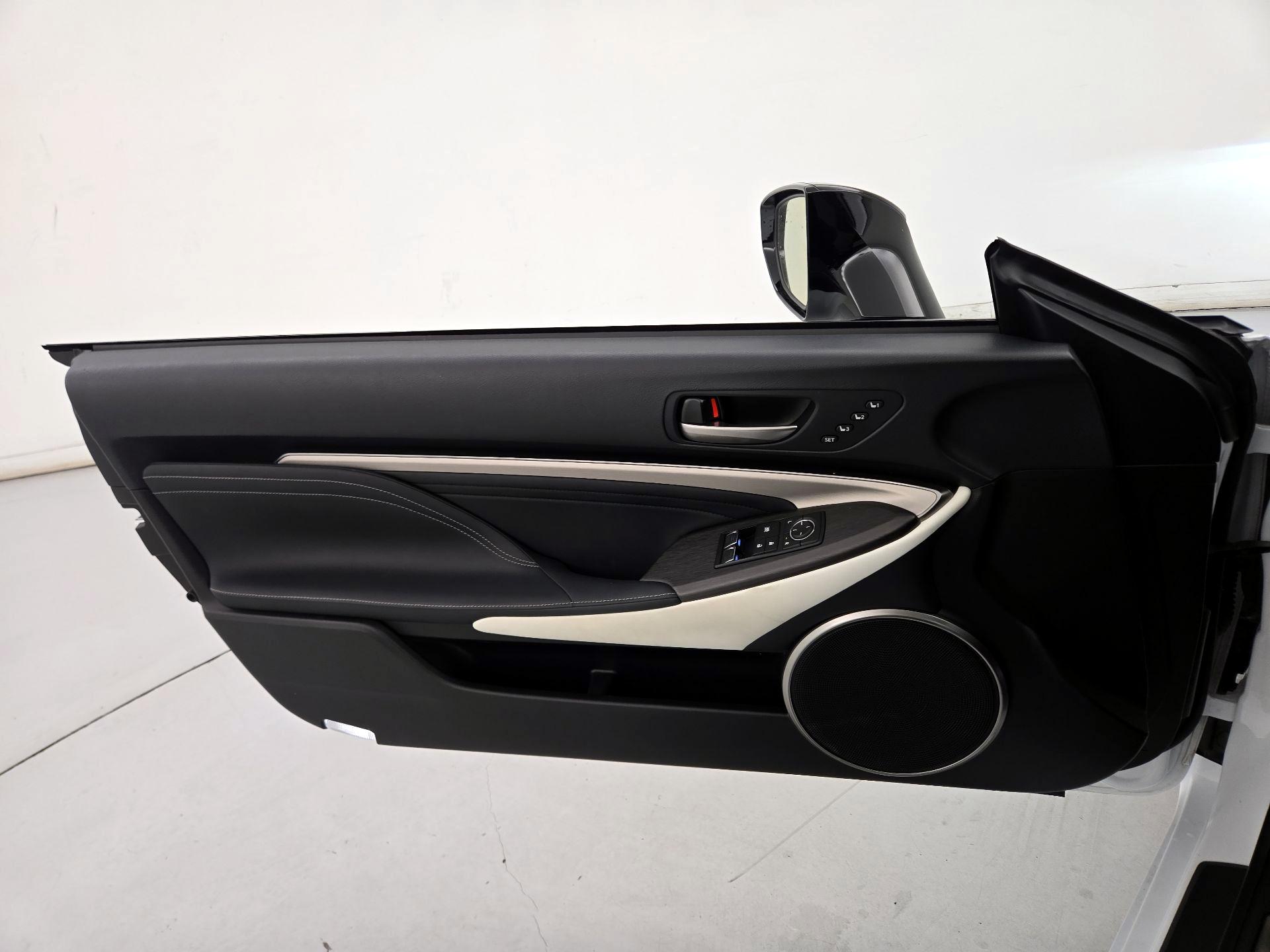 Thumbnail: 2022 Lexus RC - 12