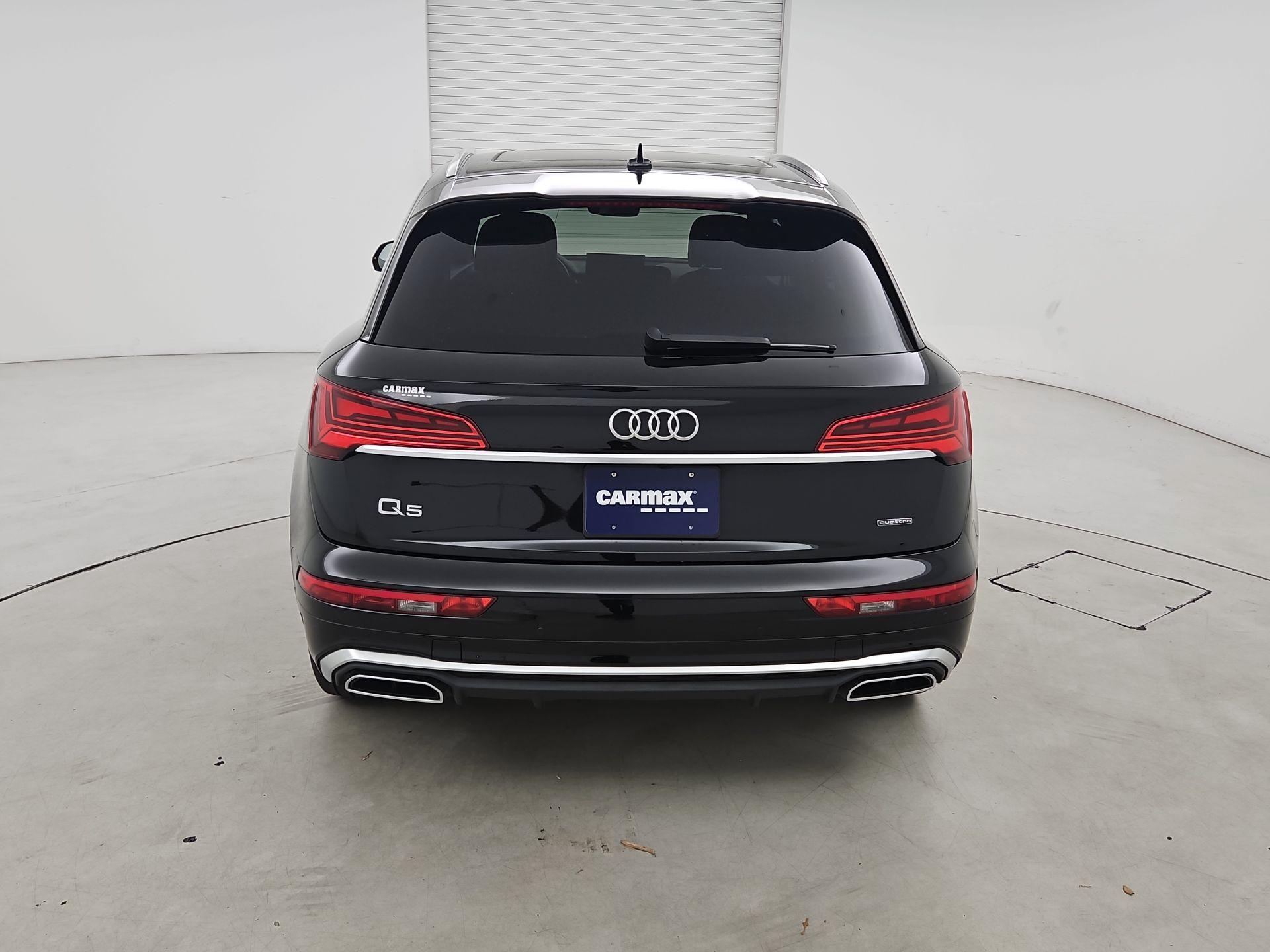 Thumbnail: 2023 Audi Q5 - 6