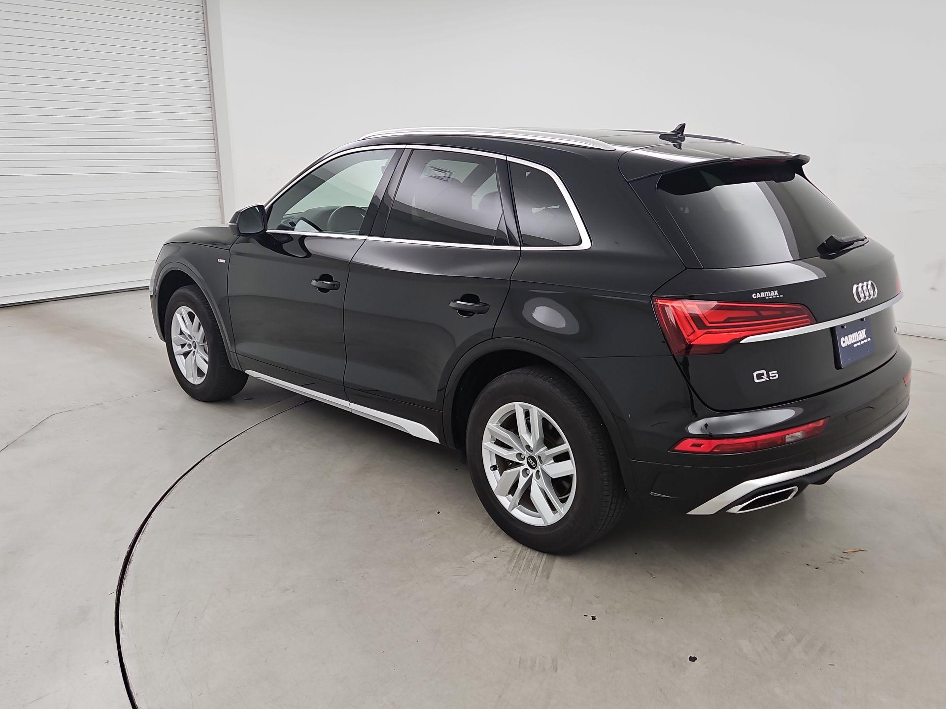 Thumbnail: 2023 Audi Q5 - 7