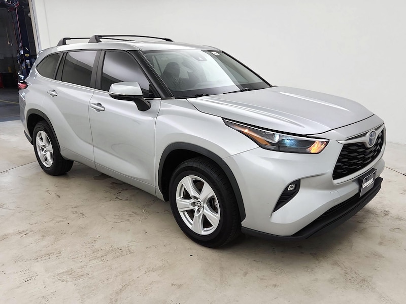 2023 Toyota Highlander Hybrid LE