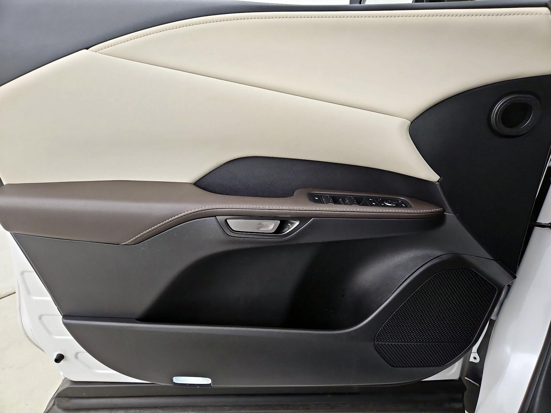 Thumbnail: 2023 Lexus RX - 12