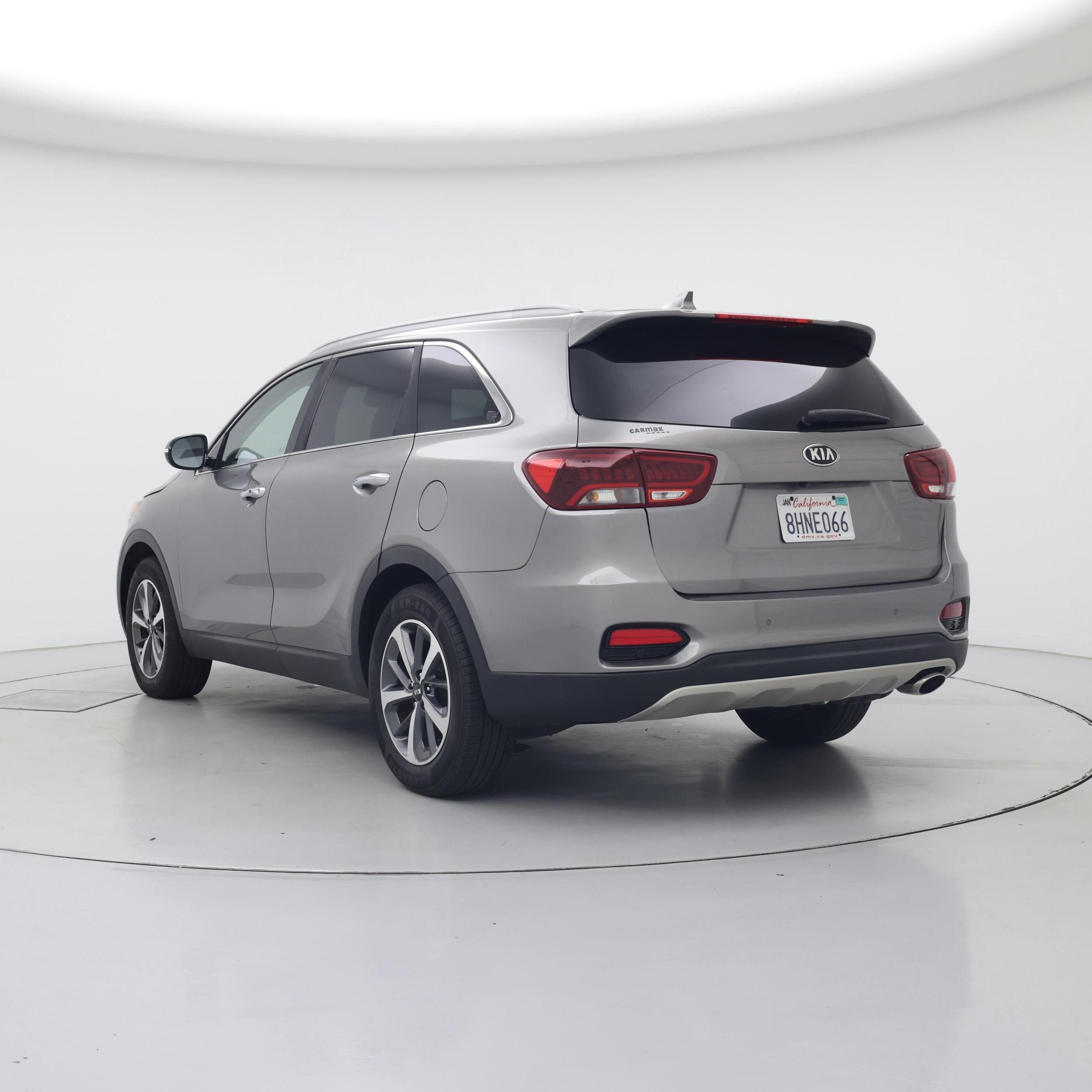 Thumbnail: 2019 Kia Sorento - 2