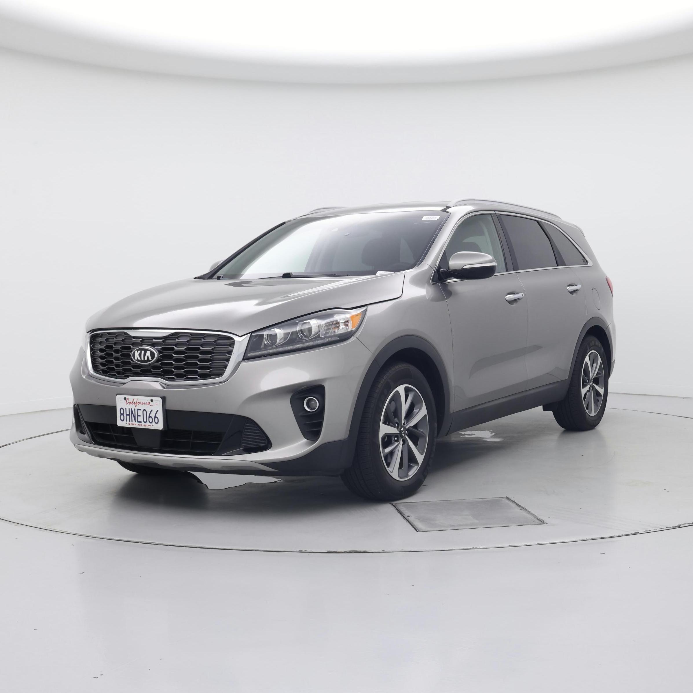 Thumbnail: 2019 Kia Sorento - 4