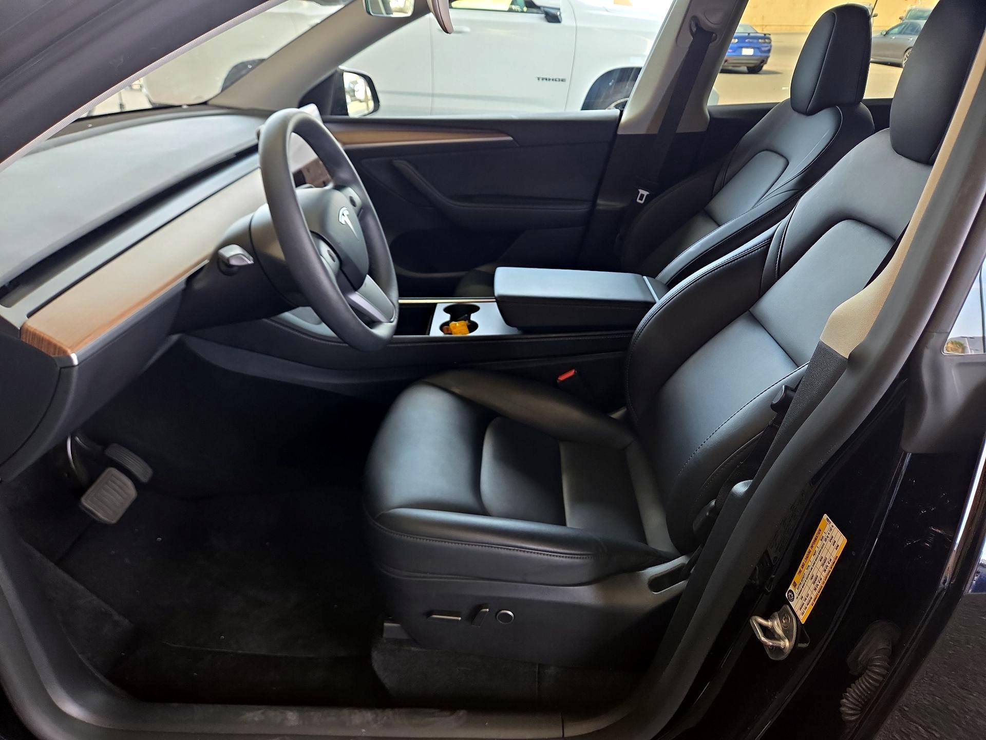 Thumbnail: 2025 Tesla Model Y - 9