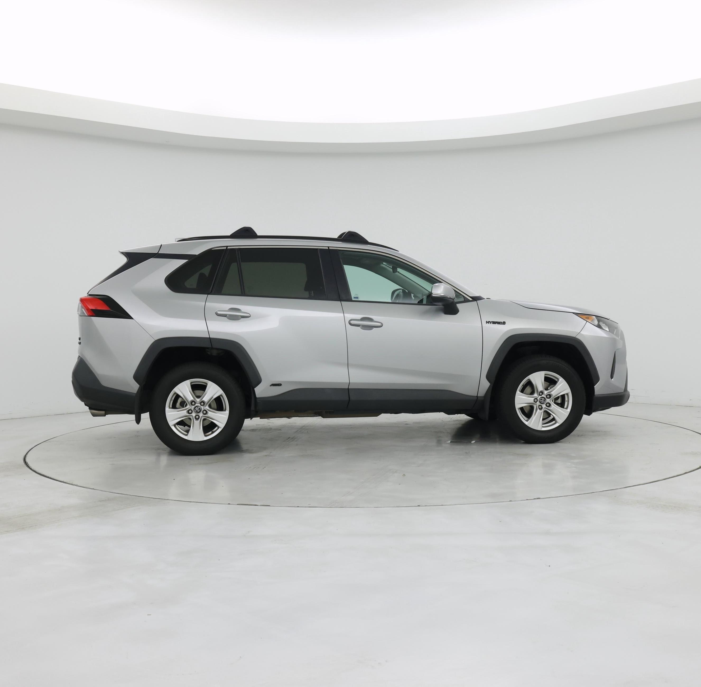 Thumbnail: 2020 Toyota RAV4 - 7