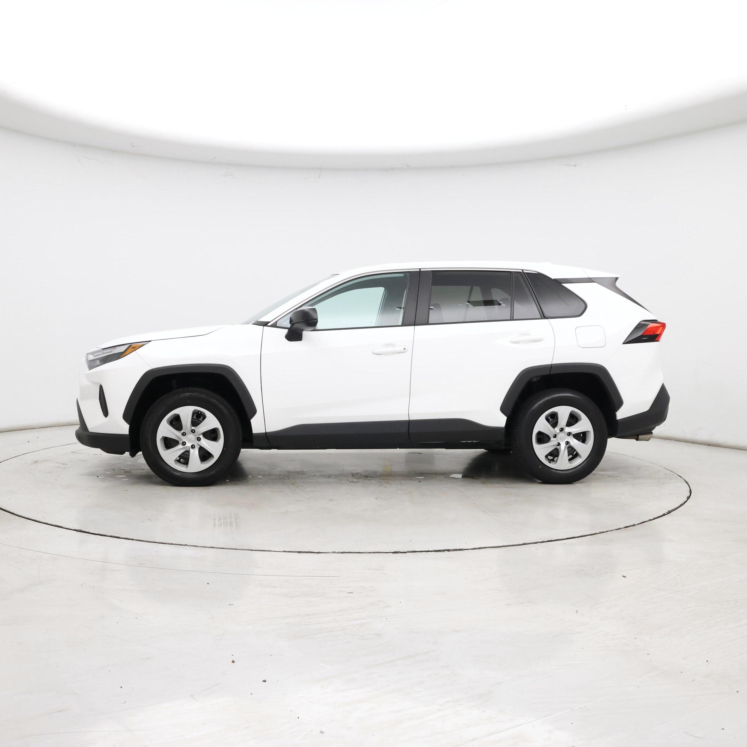 Thumbnail: 2024 Toyota RAV4 - 3