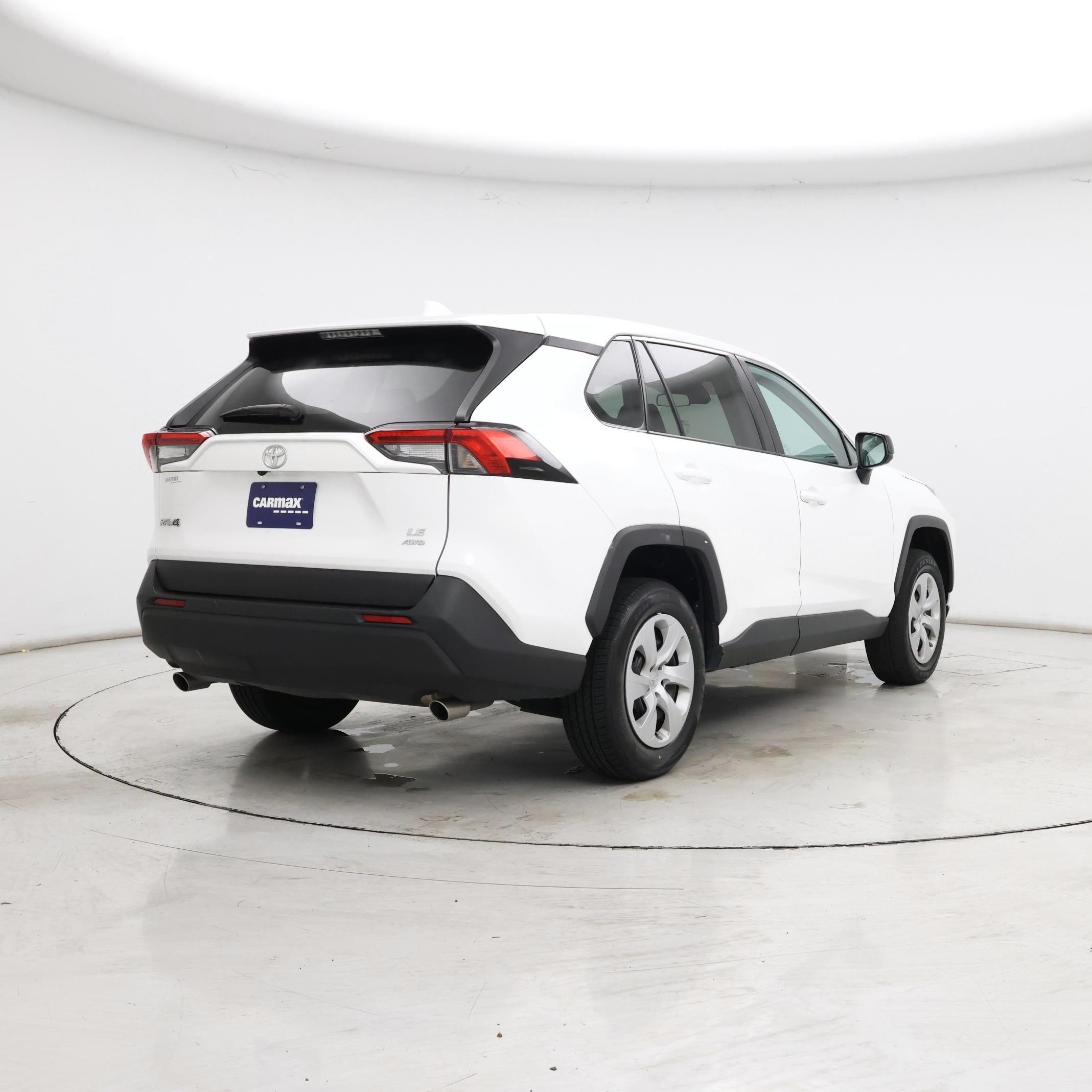 Thumbnail: 2024 Toyota RAV4 - 8