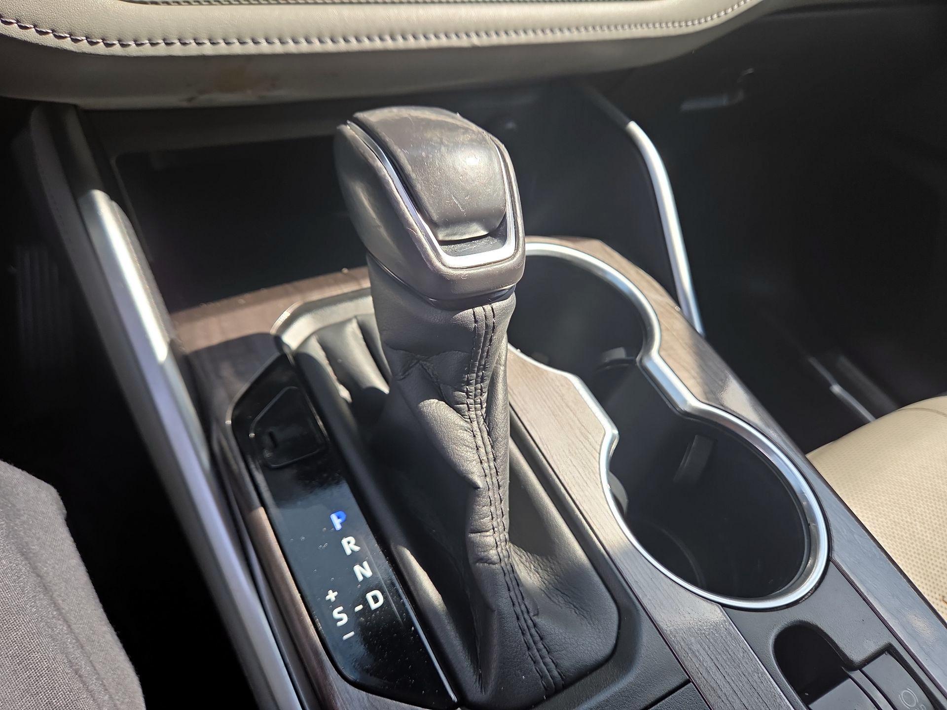 Thumbnail: 2020 Toyota Highlander - 13