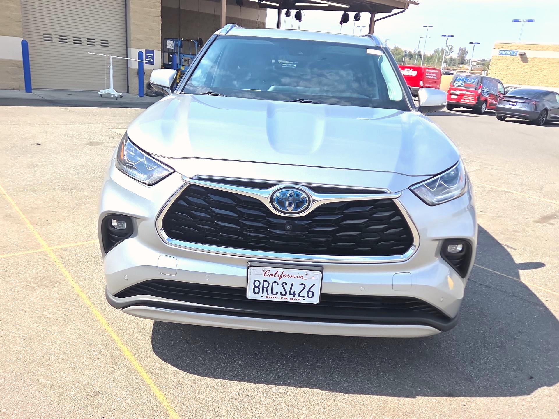 Thumbnail: 2020 Toyota Highlander - 2