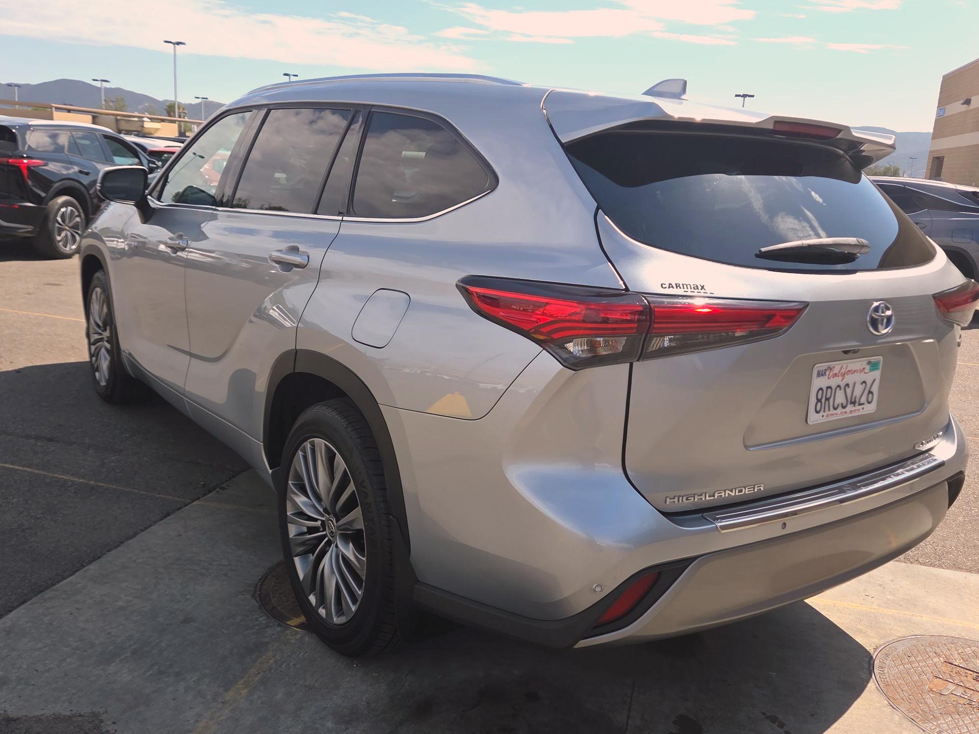 Thumbnail: 2020 Toyota Highlander - 7