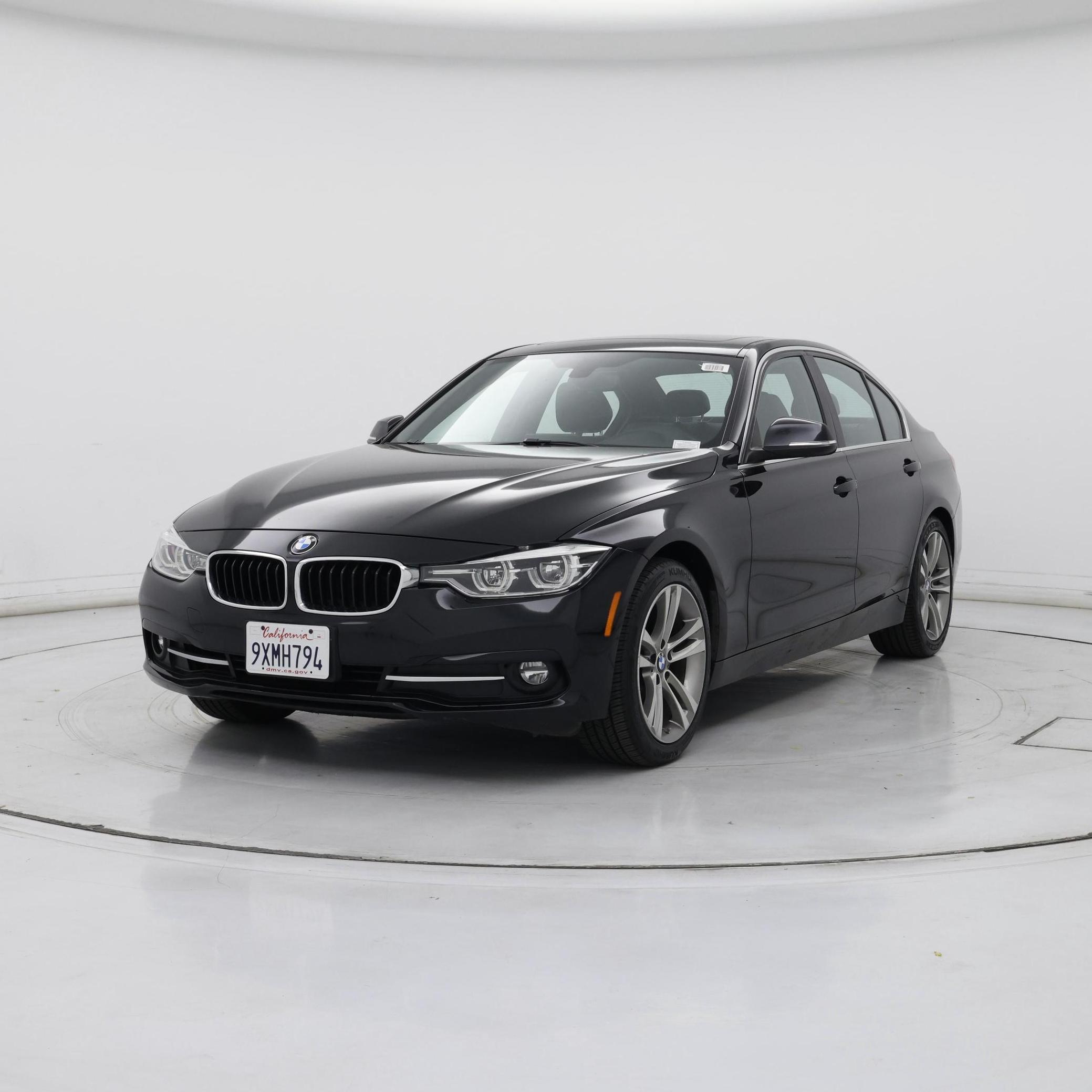 Thumbnail: 2018 BMW 3 Series - 4
