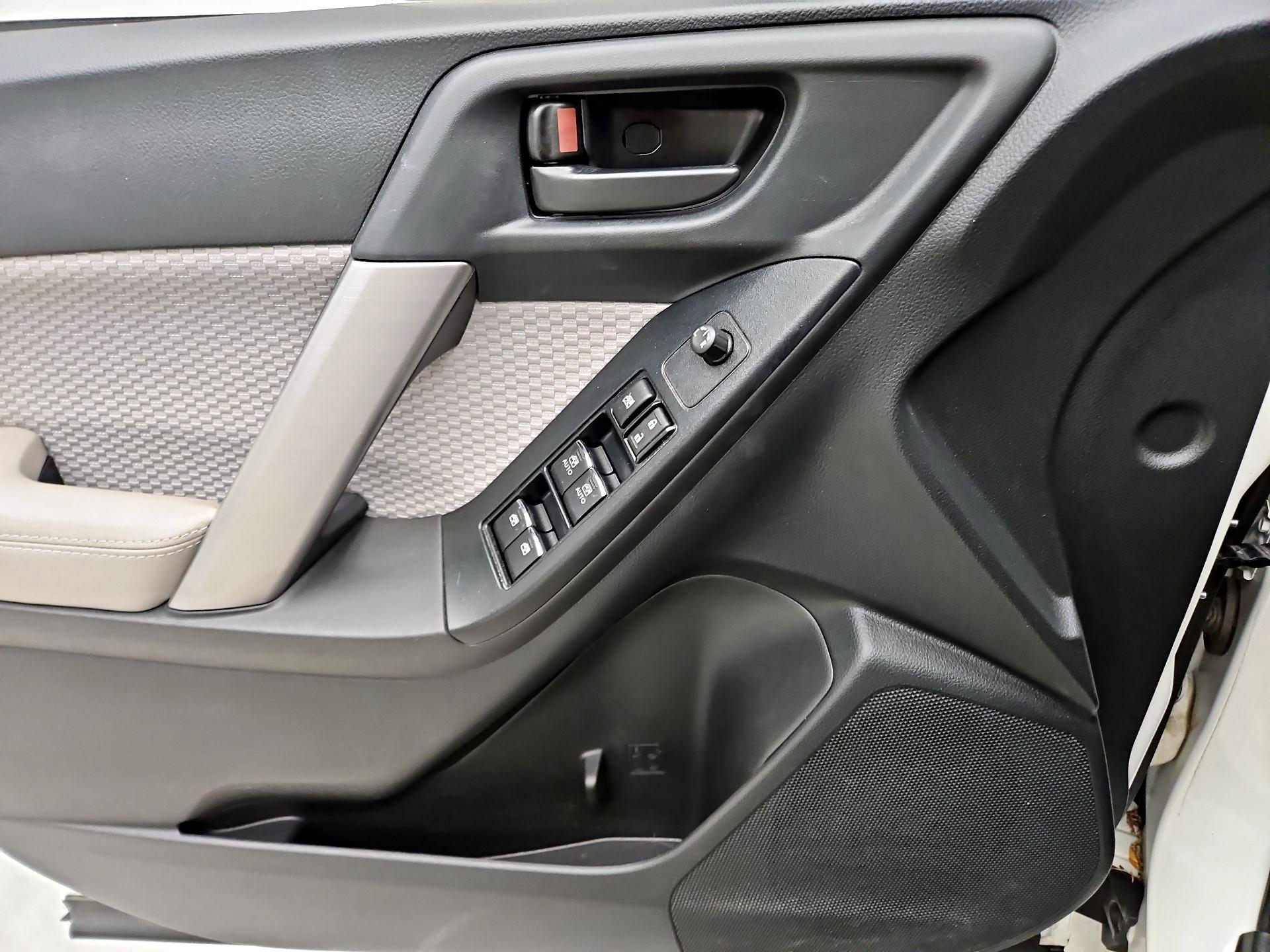 Thumbnail: 2018 Subaru Forester - 12