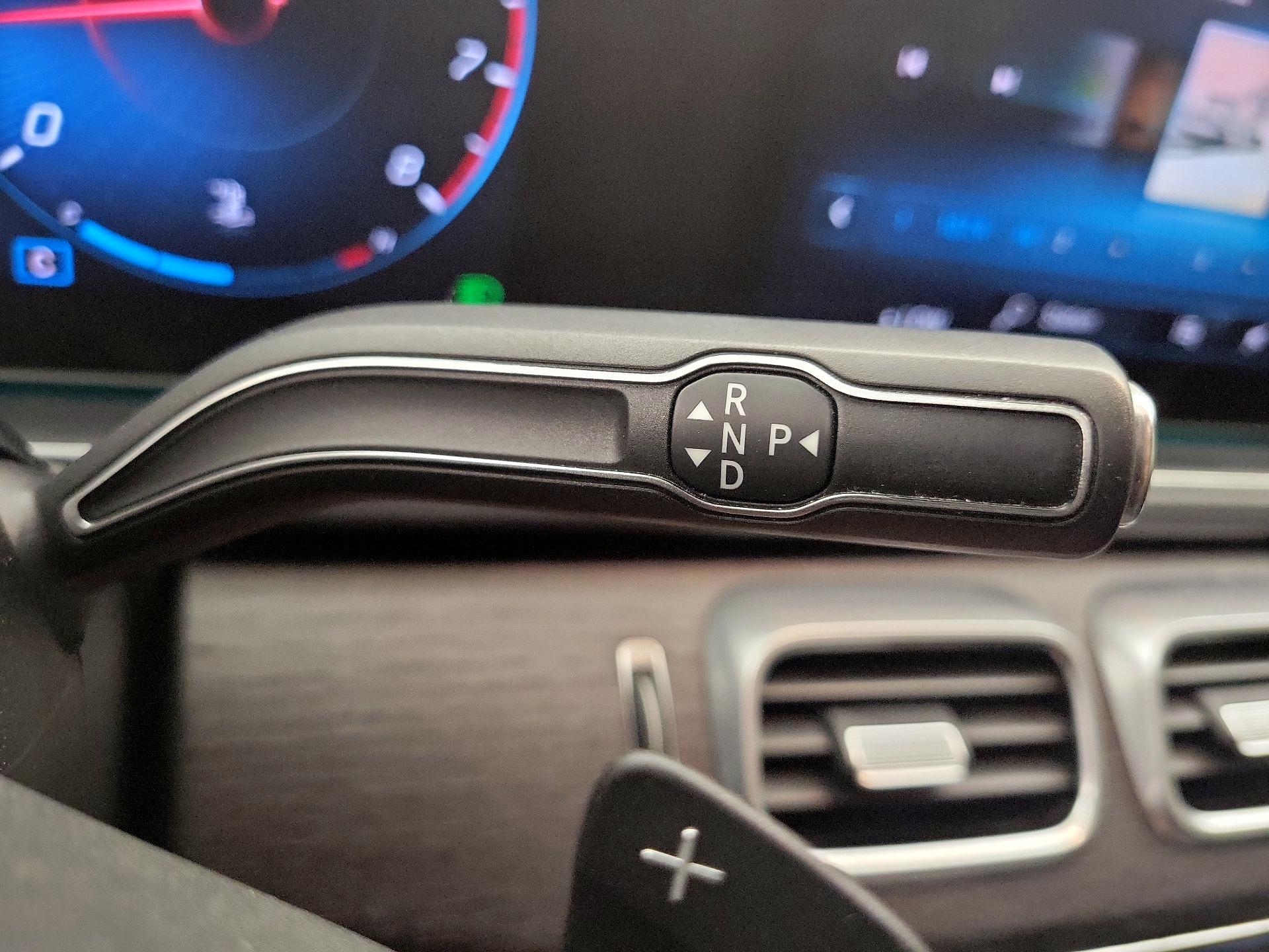 Thumbnail: 2020 Mercedes-Benz GLE - 17