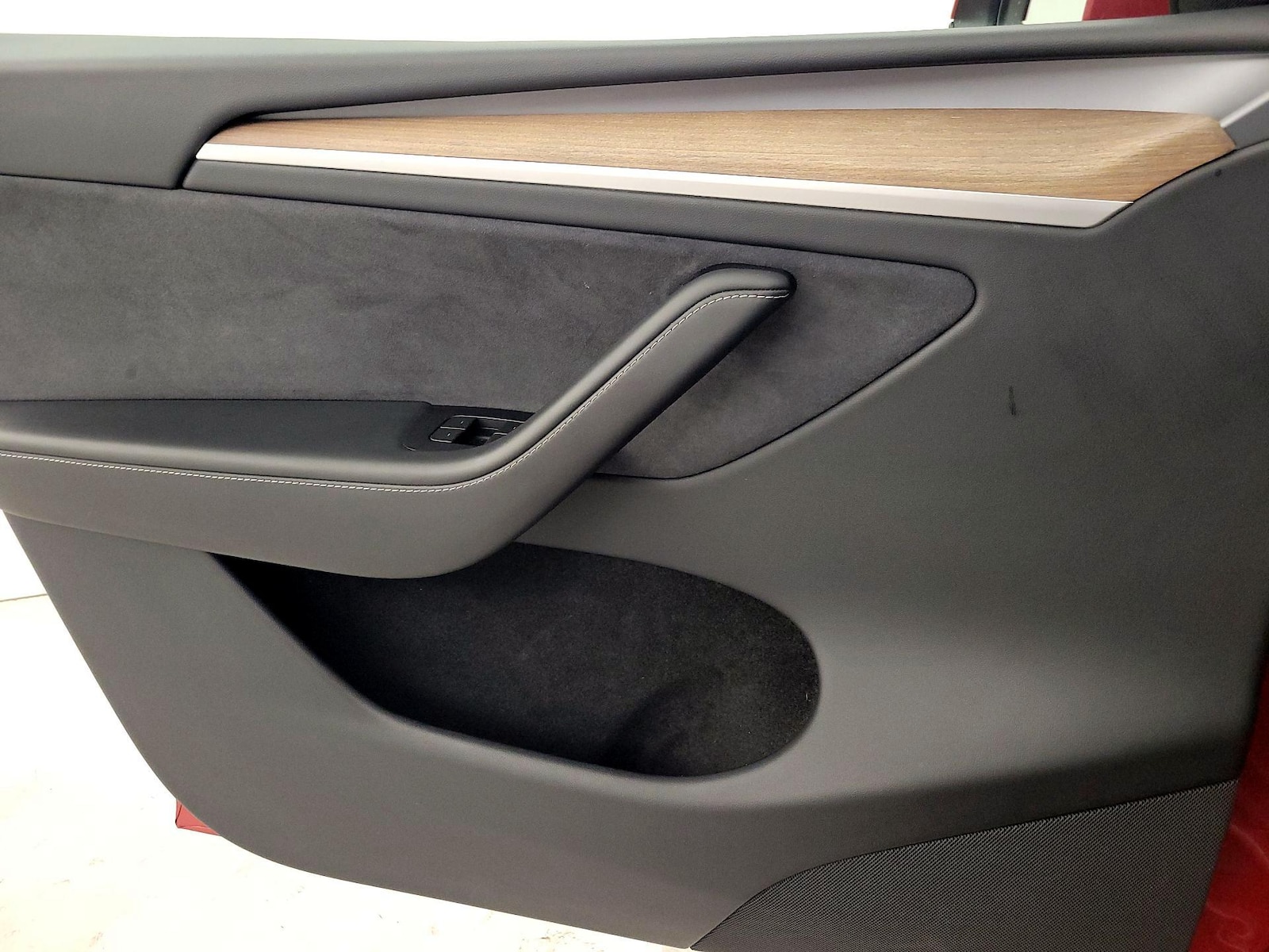 2023 Tesla Model Y Long Range - Photo 11