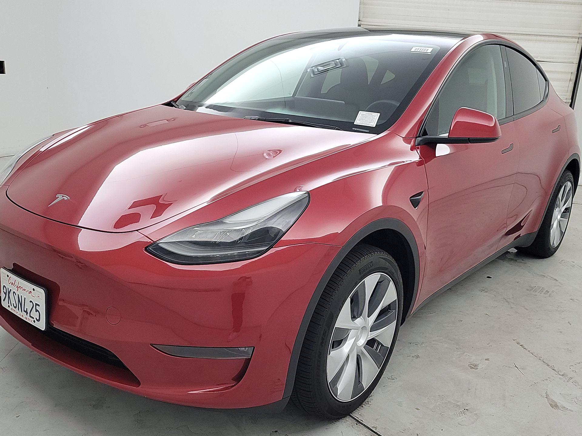 Thumbnail: 2023 Tesla Model Y - 3