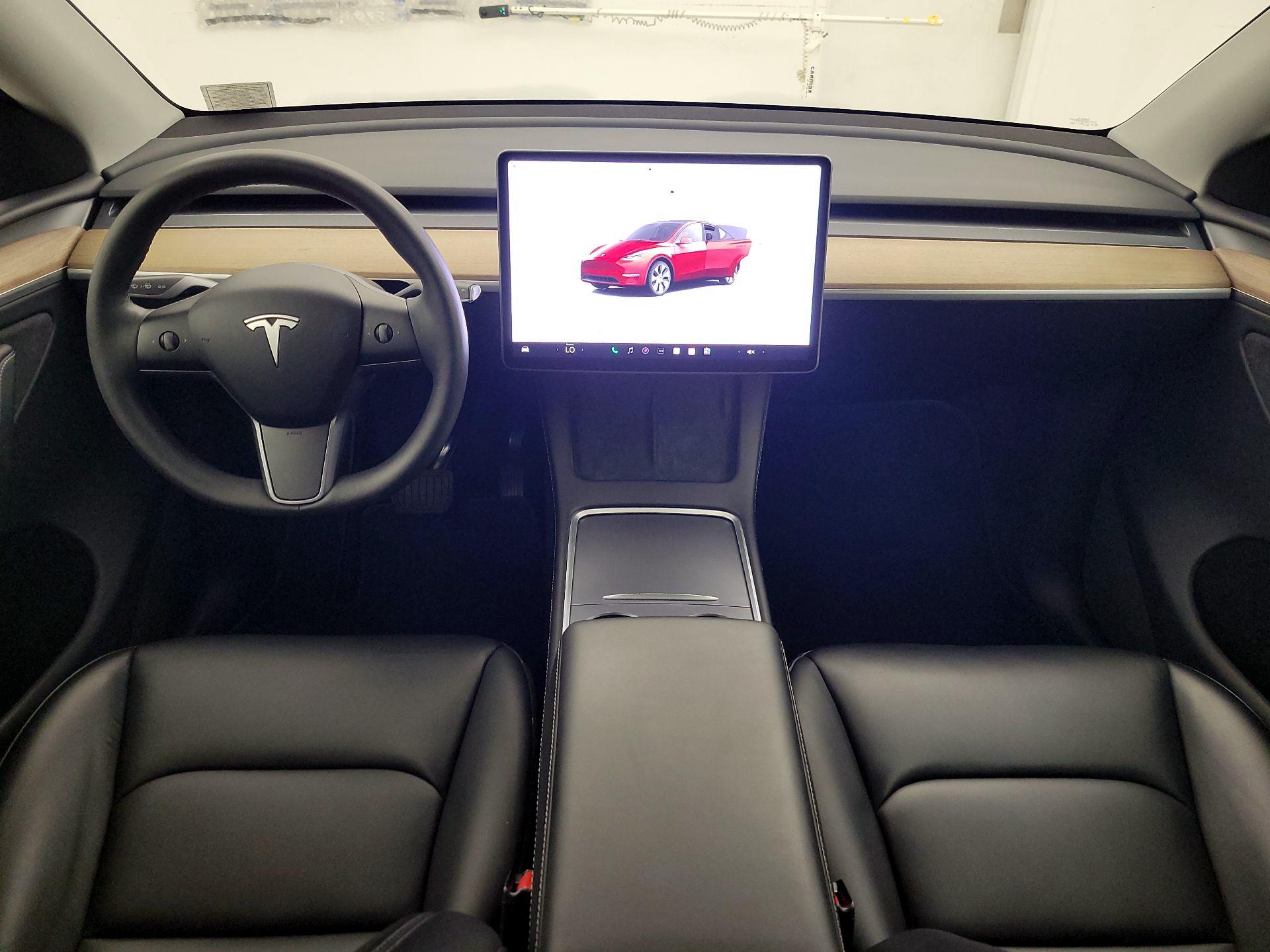 Thumbnail: 2023 Tesla Model Y - 8