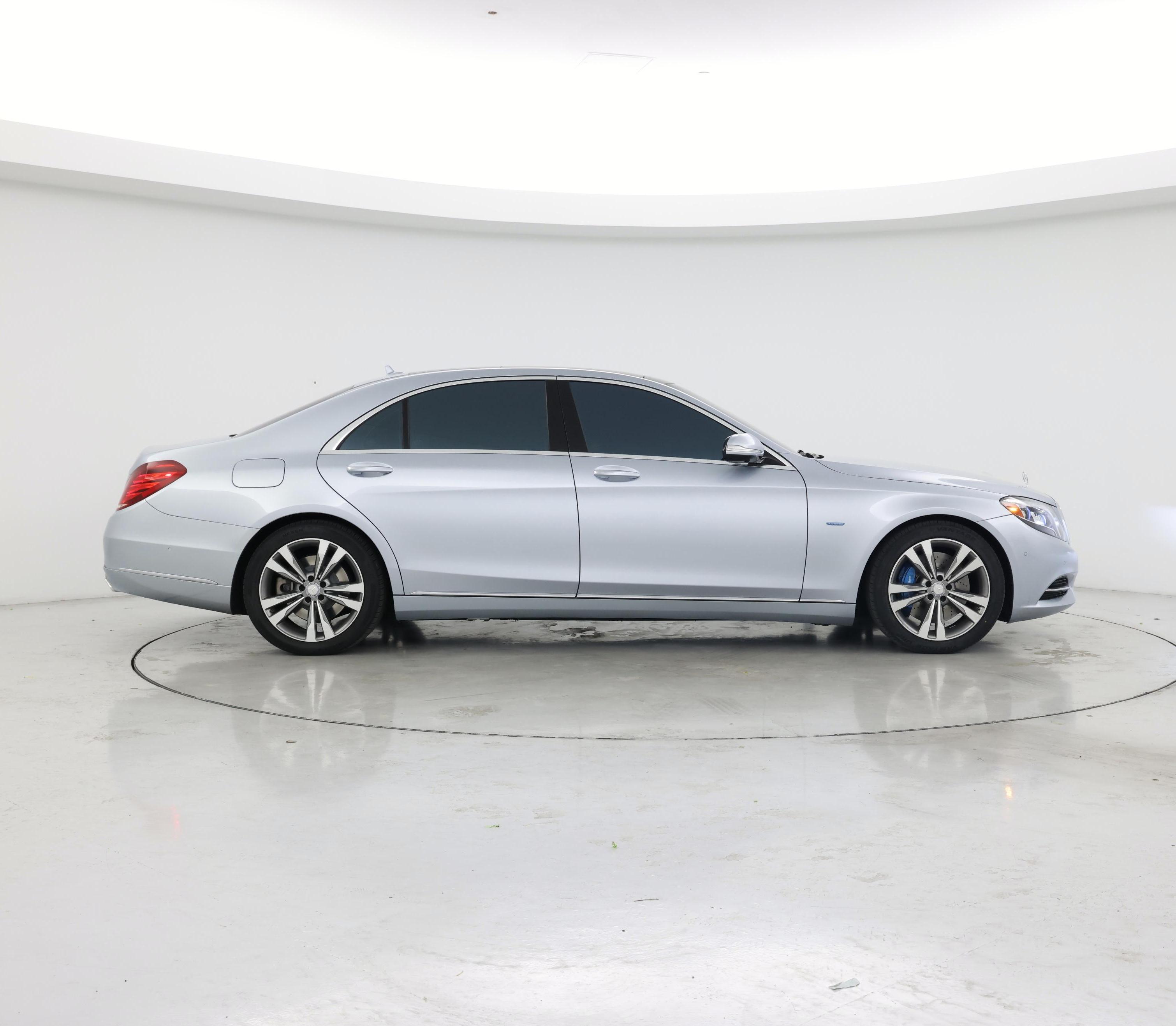 Thumbnail: 2016 Mercedes-Benz S-Class - 7
