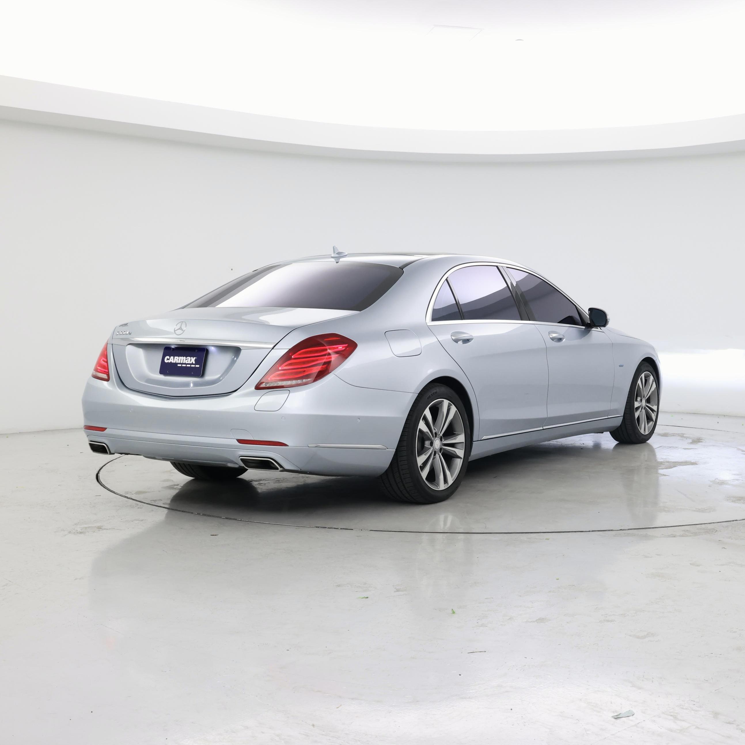 Thumbnail: 2016 Mercedes-Benz S-Class - 8