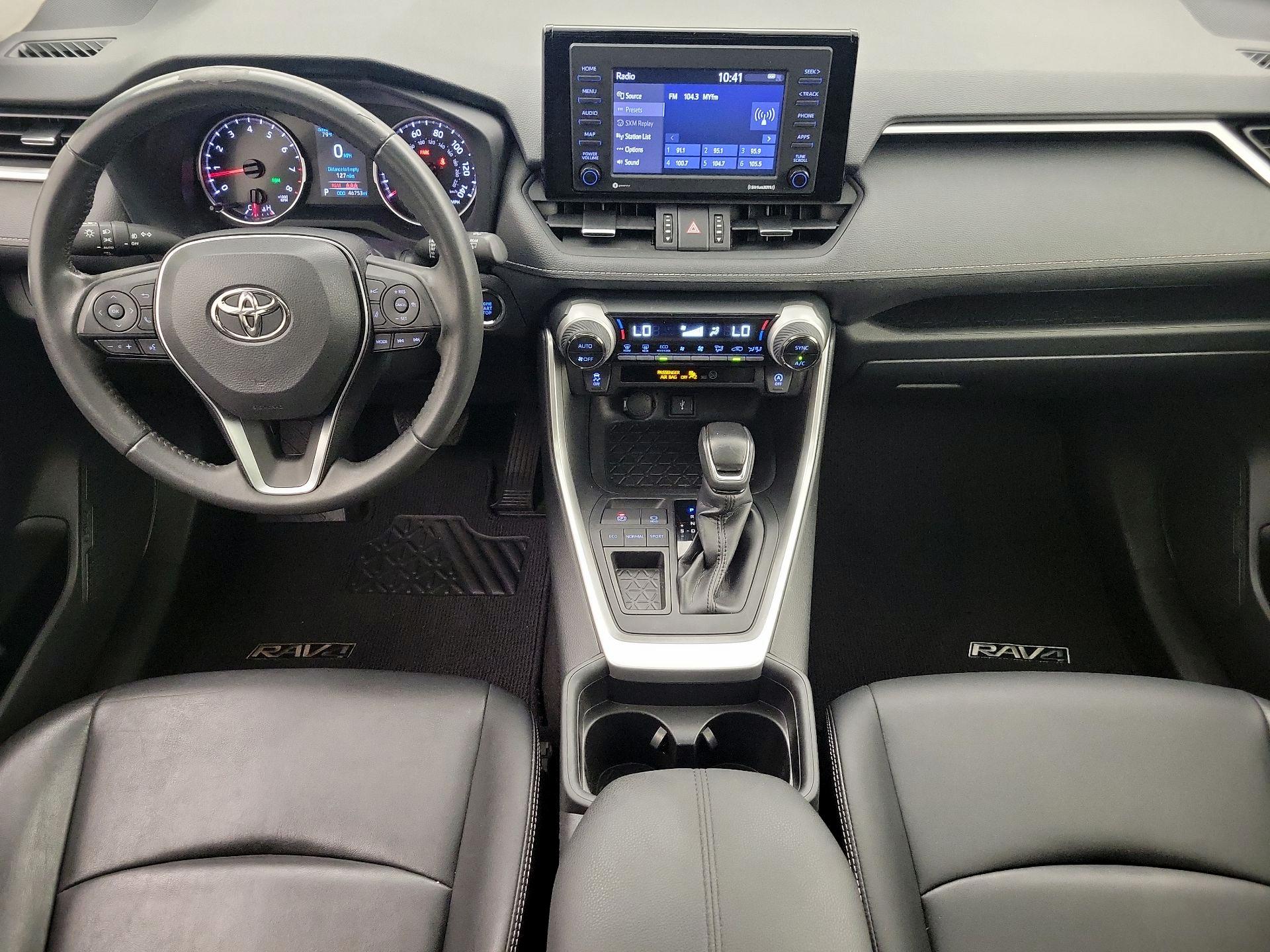 Thumbnail: 2021 Toyota RAV4 - 9