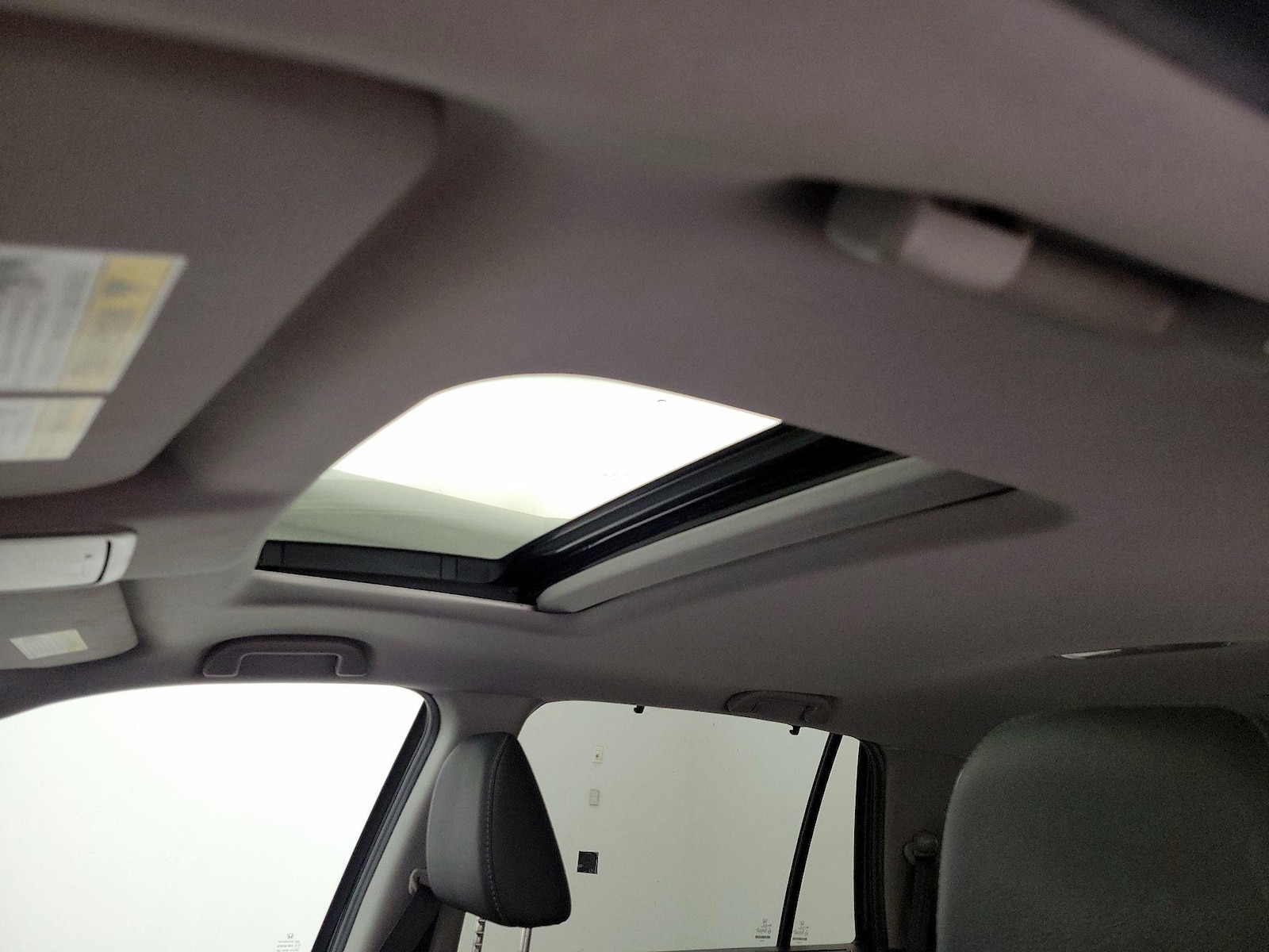 2021 Honda Pilot SE - Photo 21