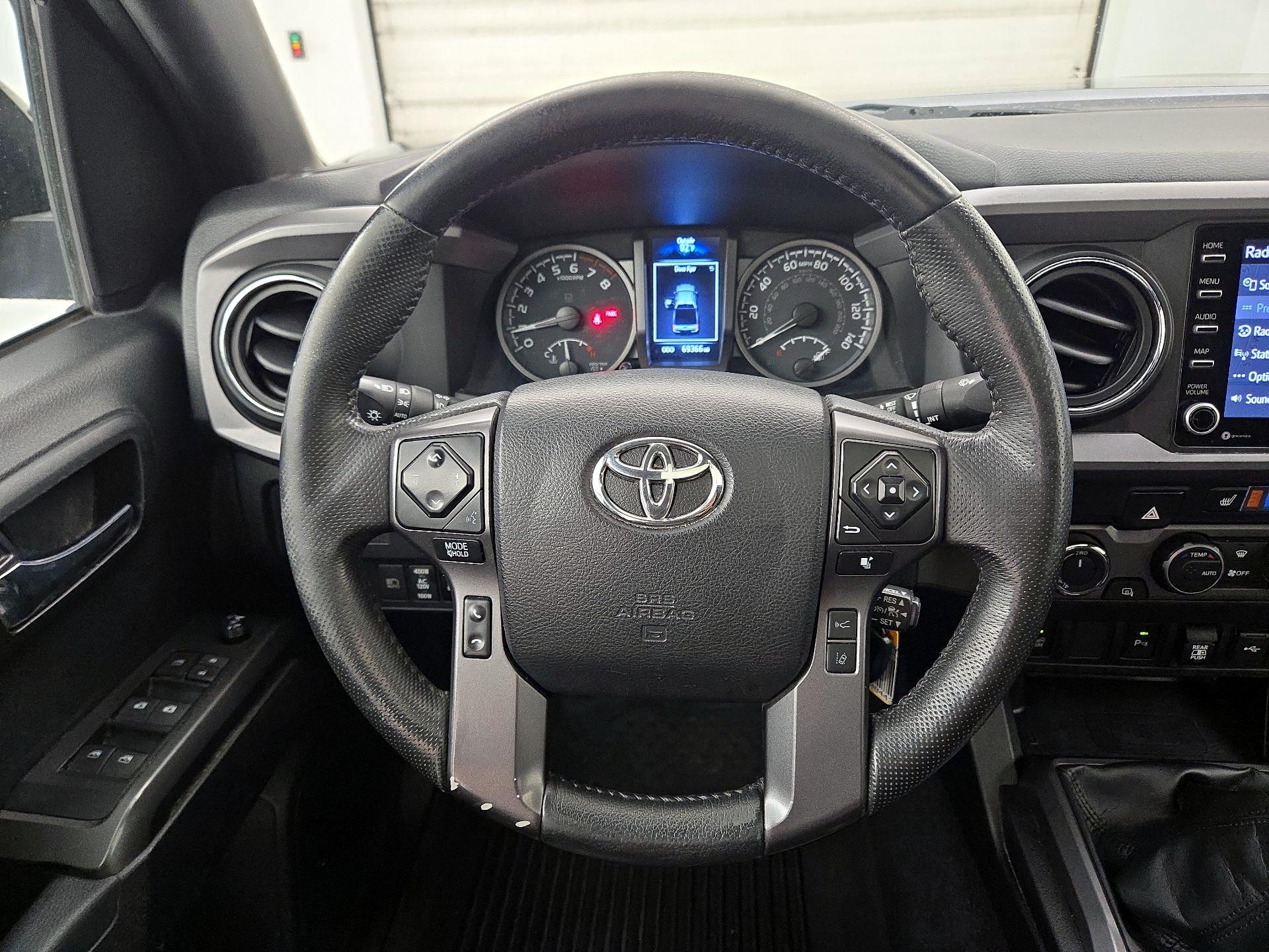 Thumbnail: 2021 Toyota Tacoma - 10