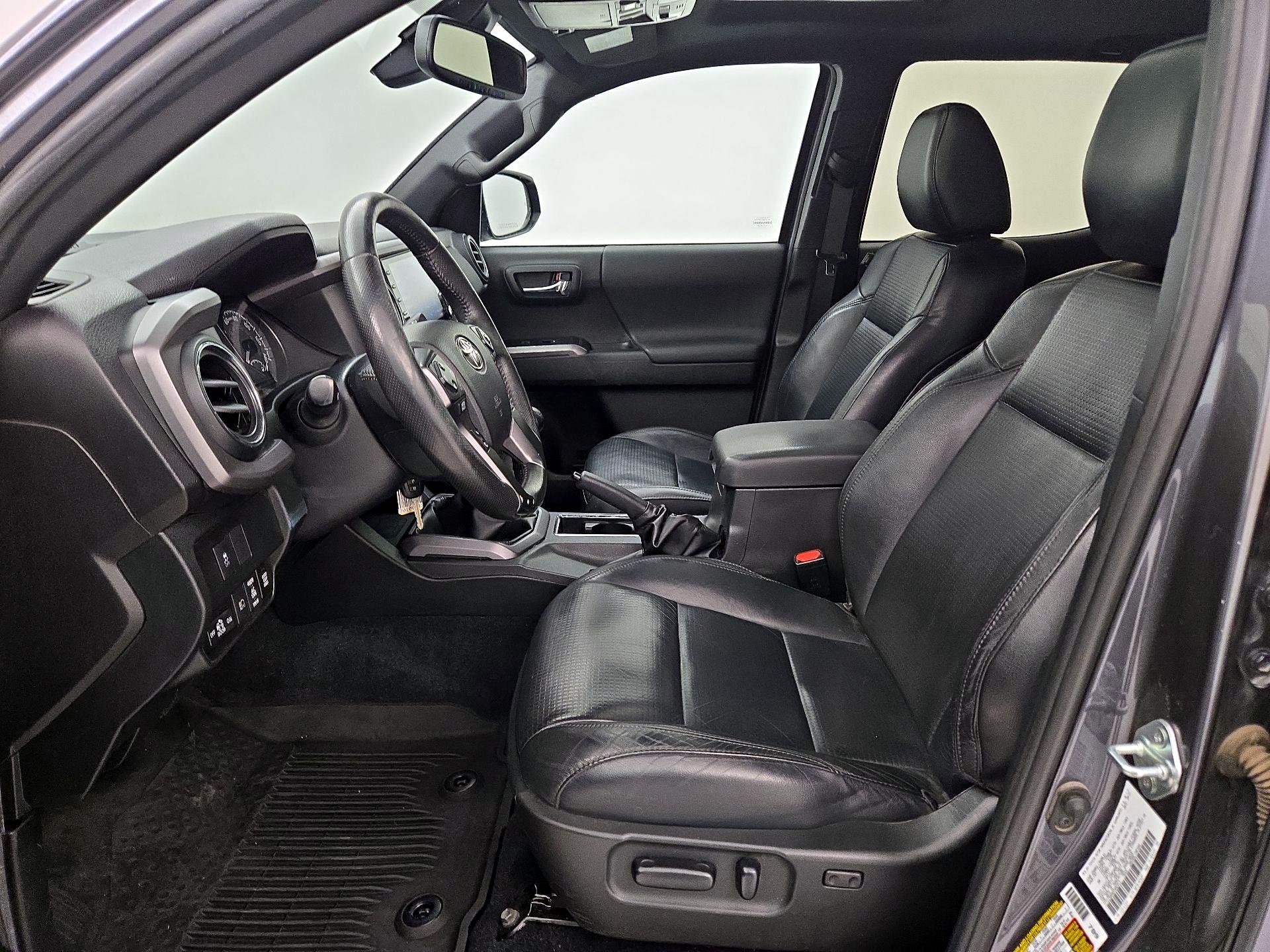Thumbnail: 2021 Toyota Tacoma - 11