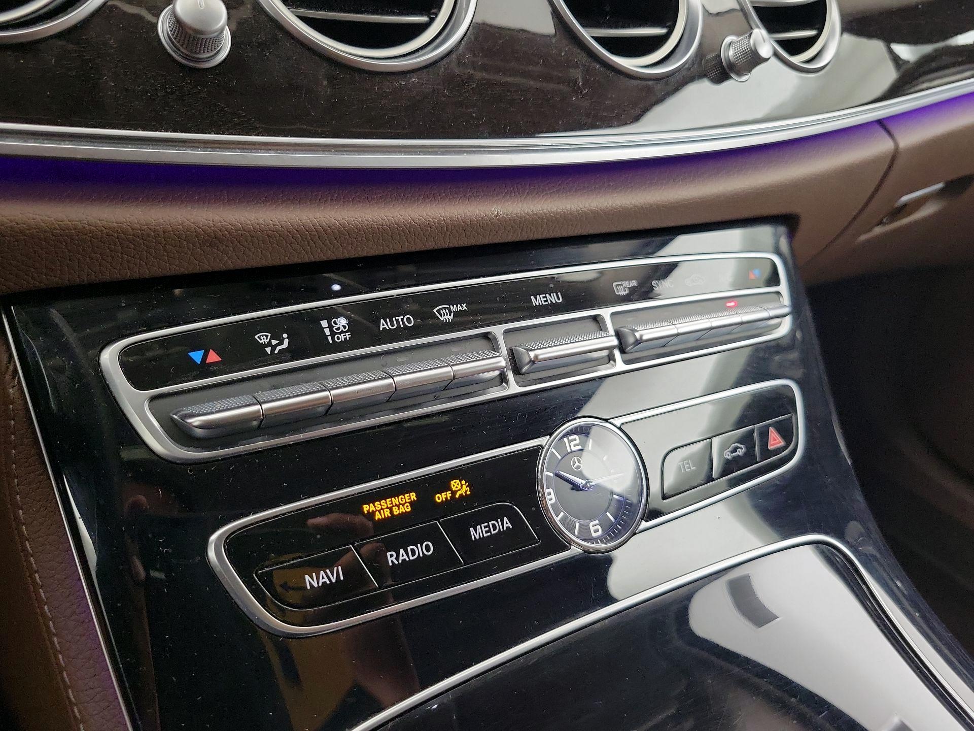 Thumbnail: 2018 Mercedes-Benz E-Class - 17