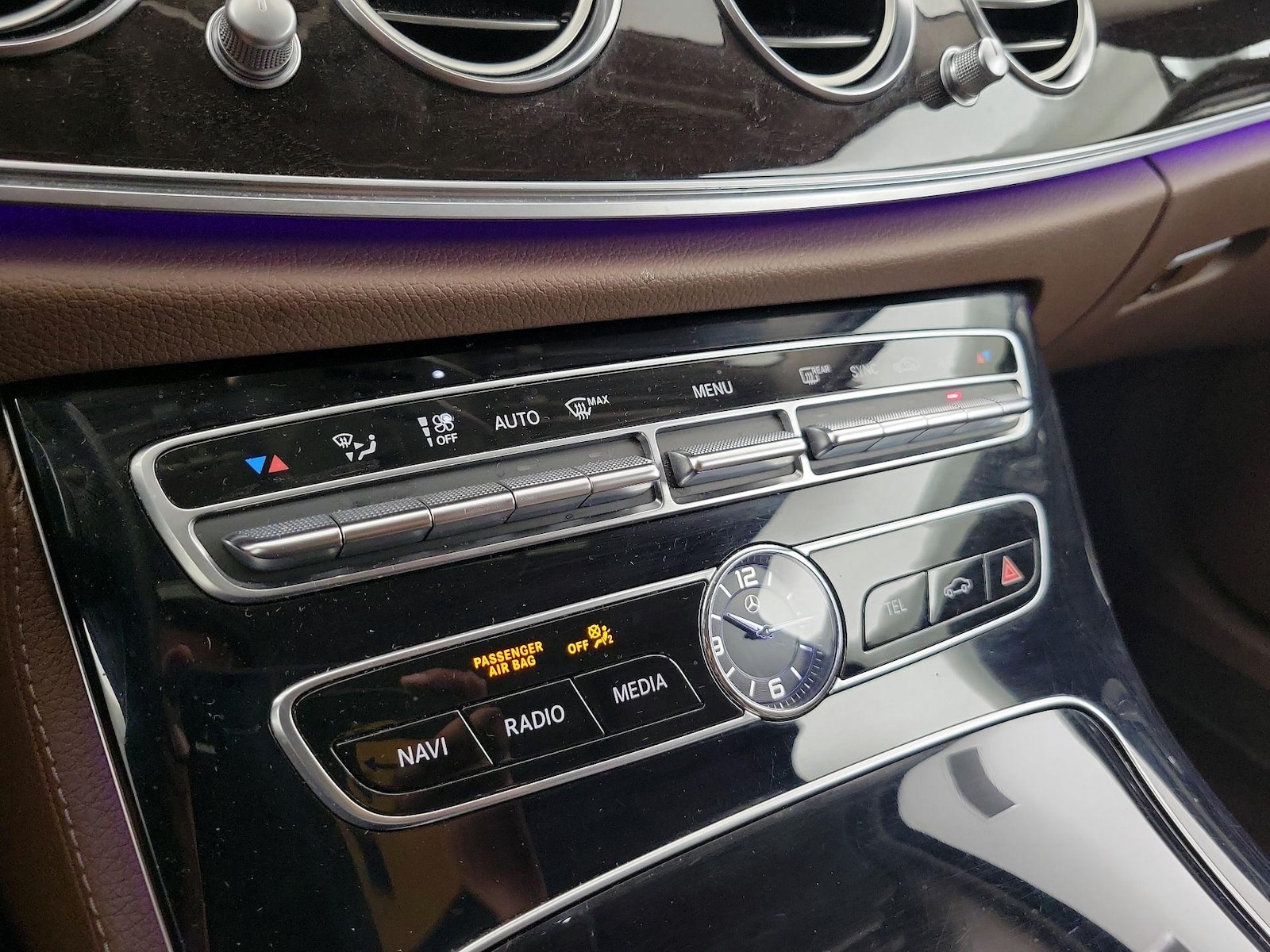 2018 Mercedes-Benz E-Class E300 - Photo 18